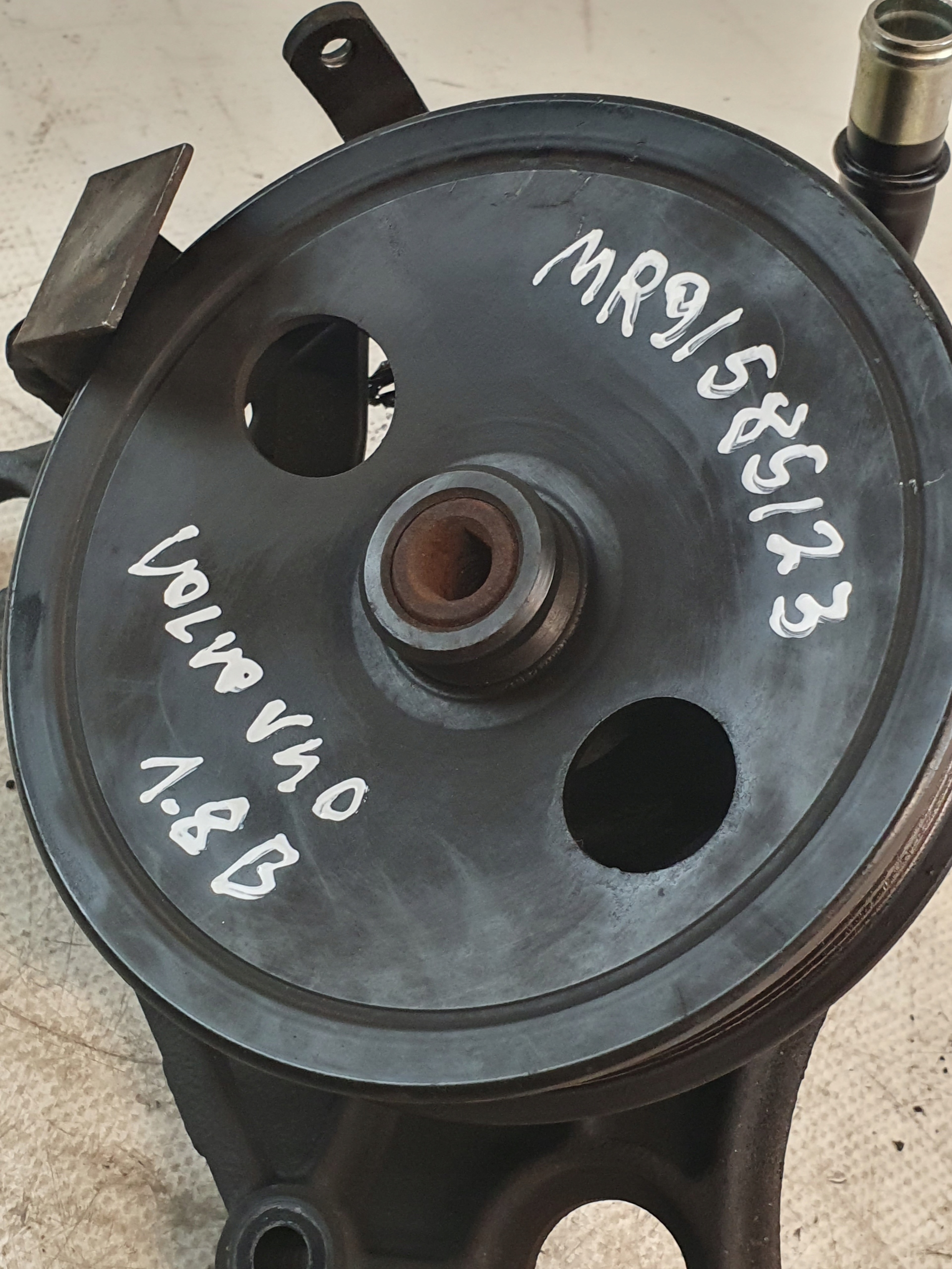 Pompa servosterzo OE 9125202 VOLVO V40 S40 e 96r. 1.8B 85KW