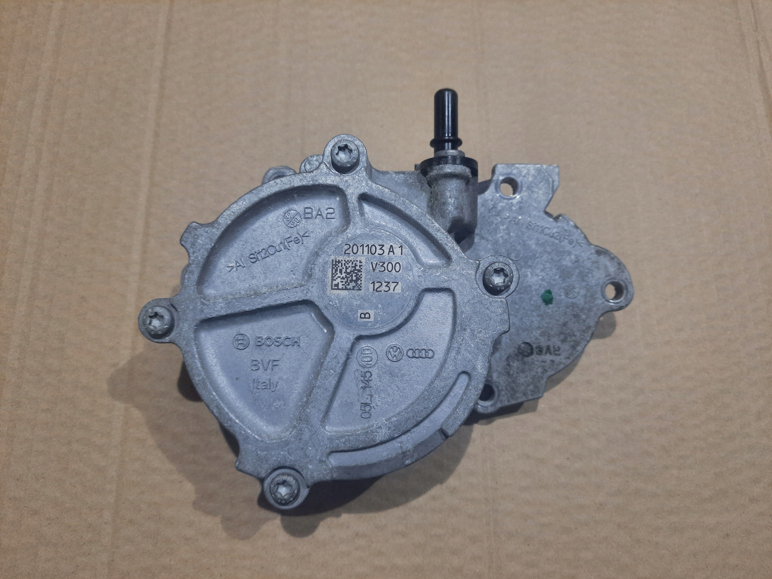 Вакуумный насос AUDI A6 C8 4K 2.0 TDI DTP 05L145100B