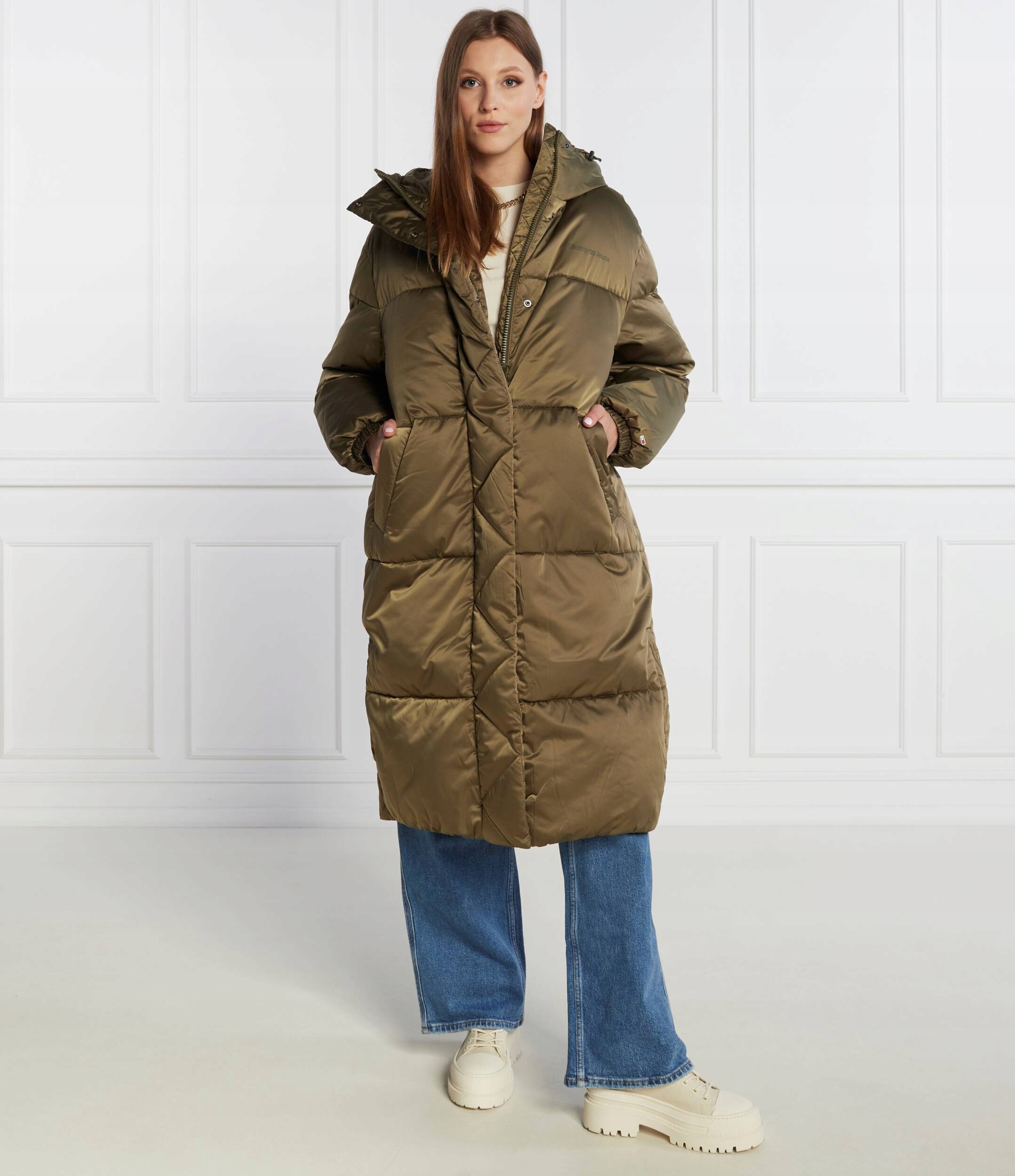 Tommy Jeans Satin Hilfiger Bunda Péřový Kabát DW0DW16863 R 4XL XXXXL
