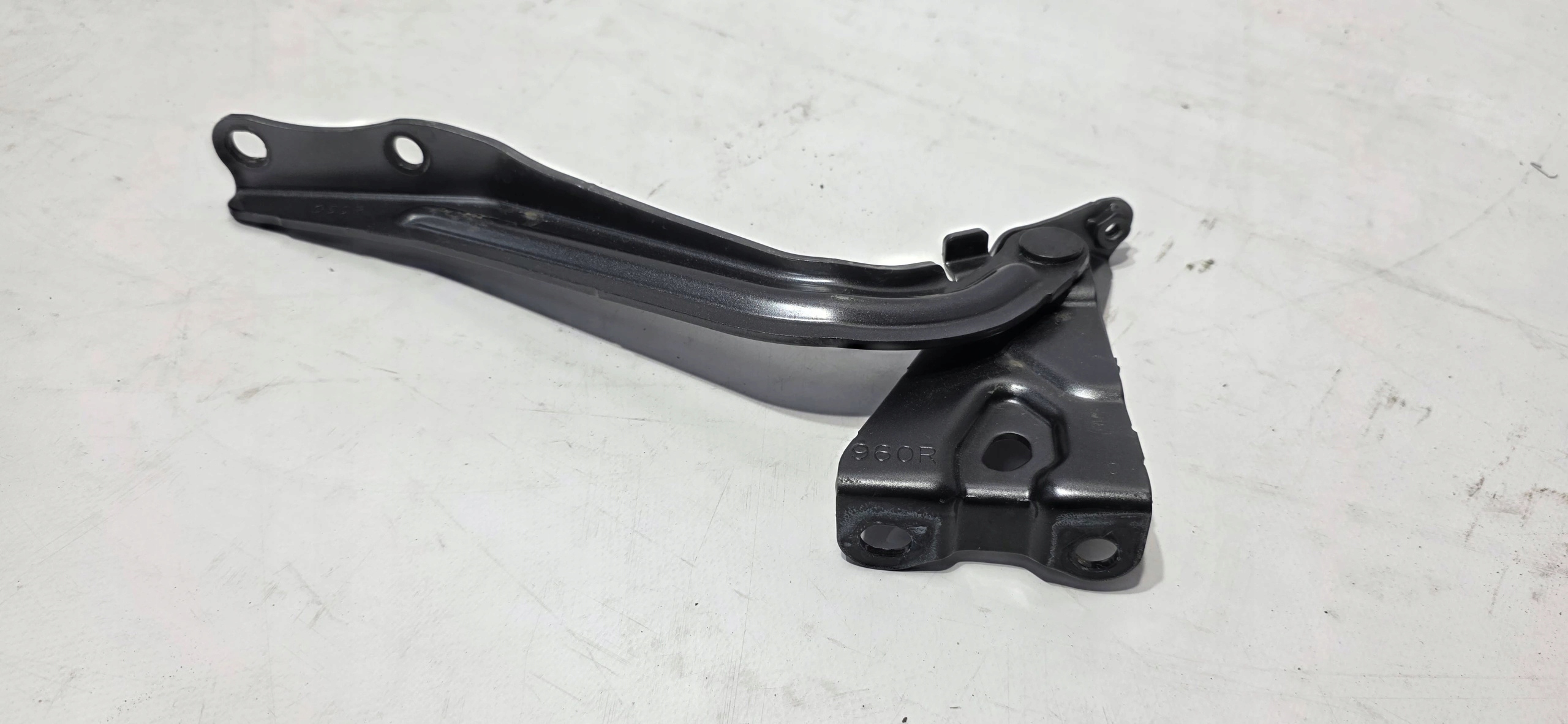 hinge bonnets right LEXUS LBX 23- original