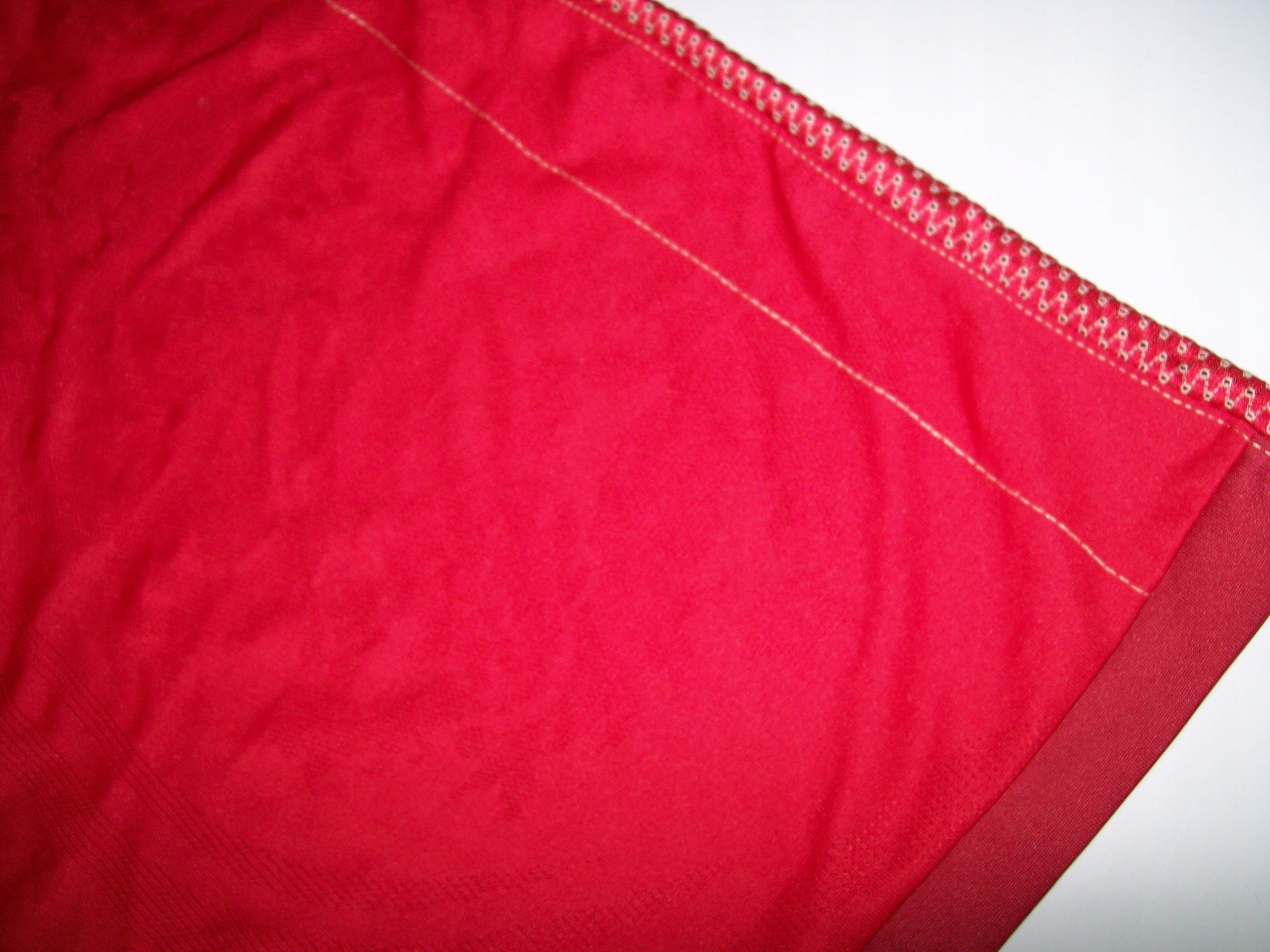 KOMPLET UMBRO ANGLIA KOSZULKA SPODENKI 110 CM. Kolor czerwony