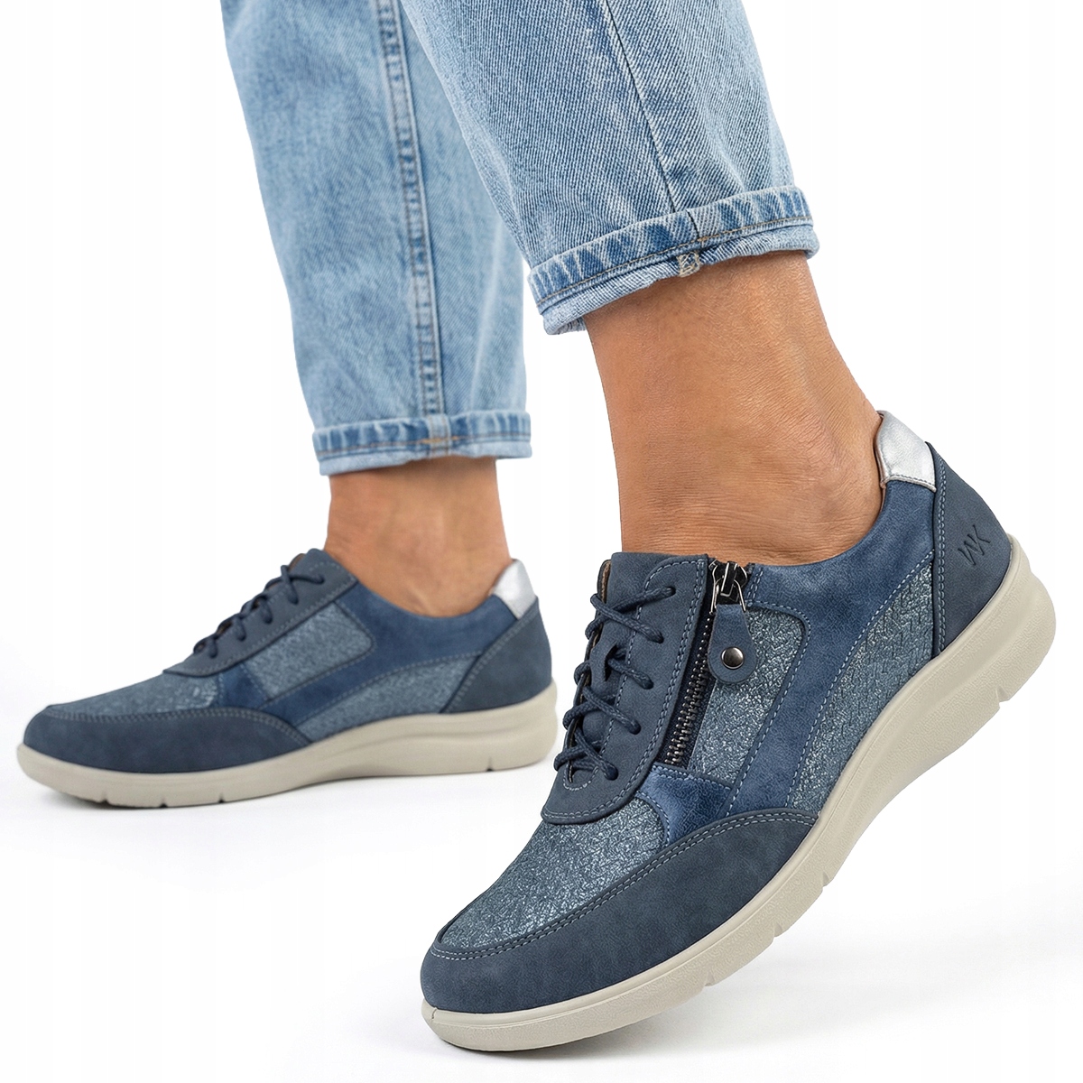 Polobotky tenisky dámské kožené modré šněrovací Wojtyłko 36