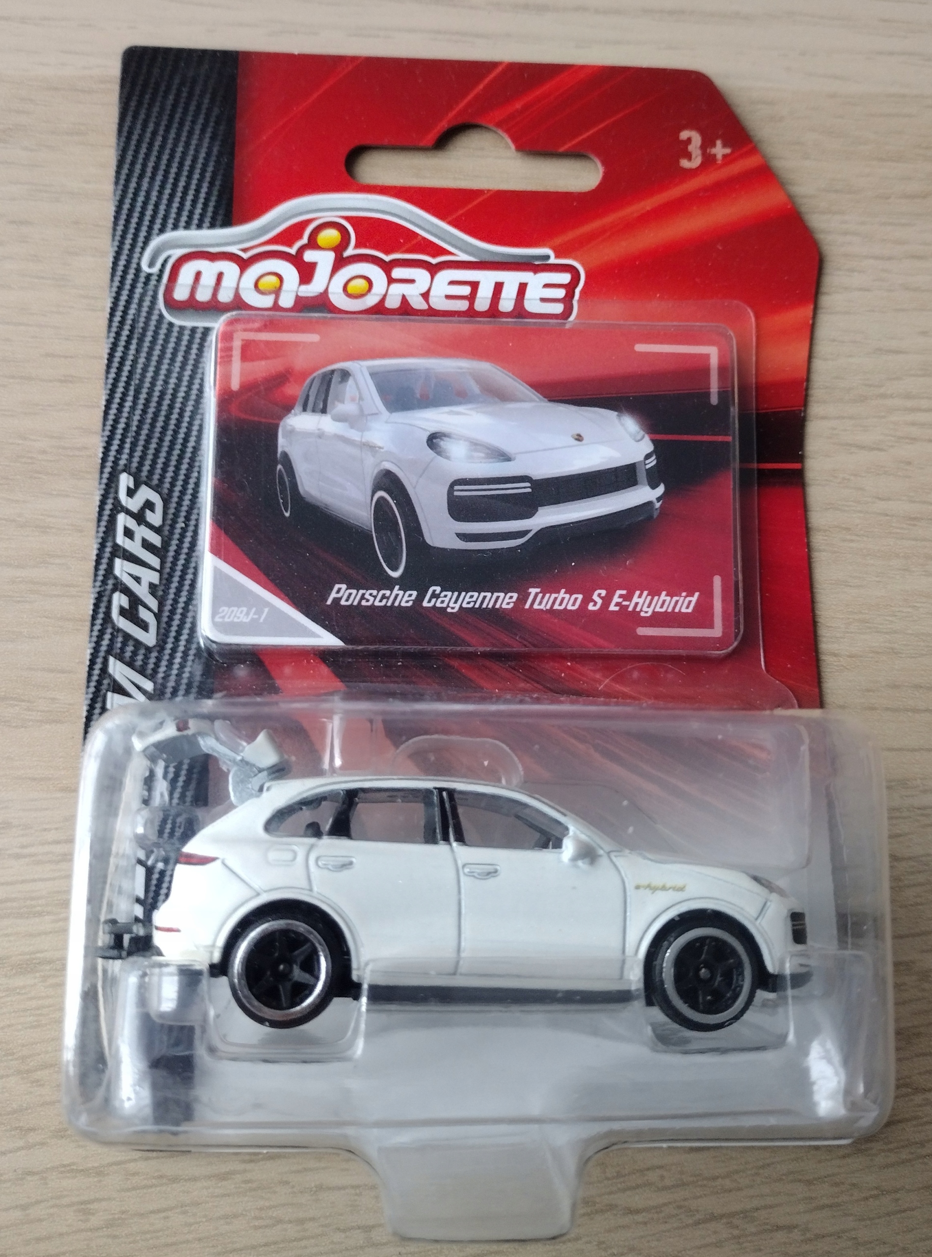 MAJORETTE Premium Cars Porsche Cayenne Turbo S