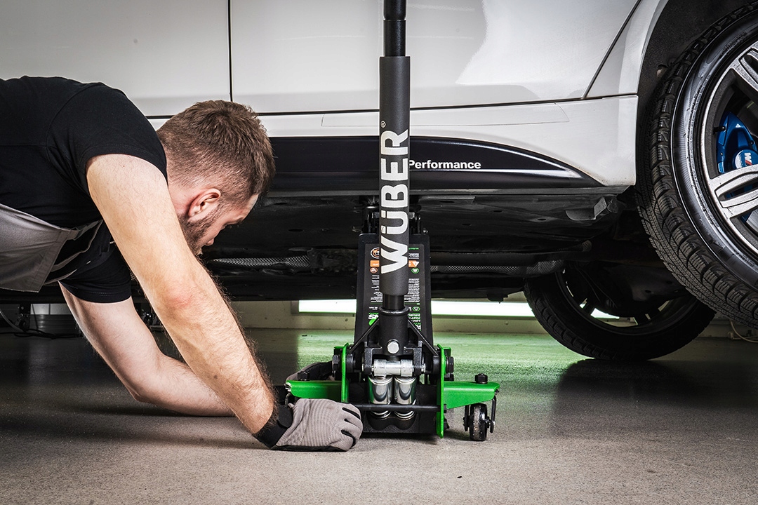 PODNOŚNIK SAMOCHODOWY LEWAREK ŻABA NISKOPROFILOWY 3 TONY ZAKRES 85-430MM 3T Minimalna wysokość podnoszenia 85 mm