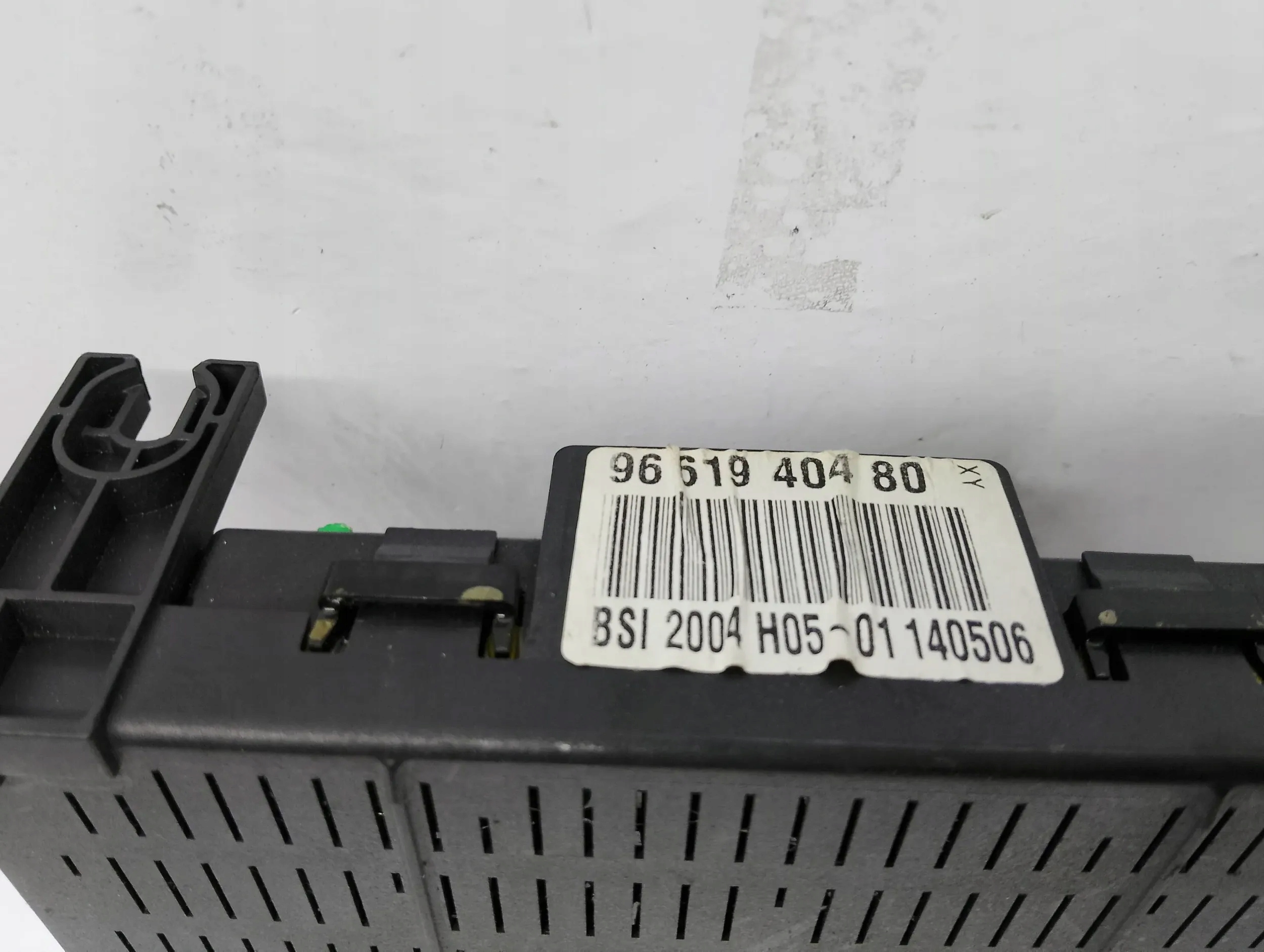 Module fusibles Module BSI Citroen C4 9662940480 28117435