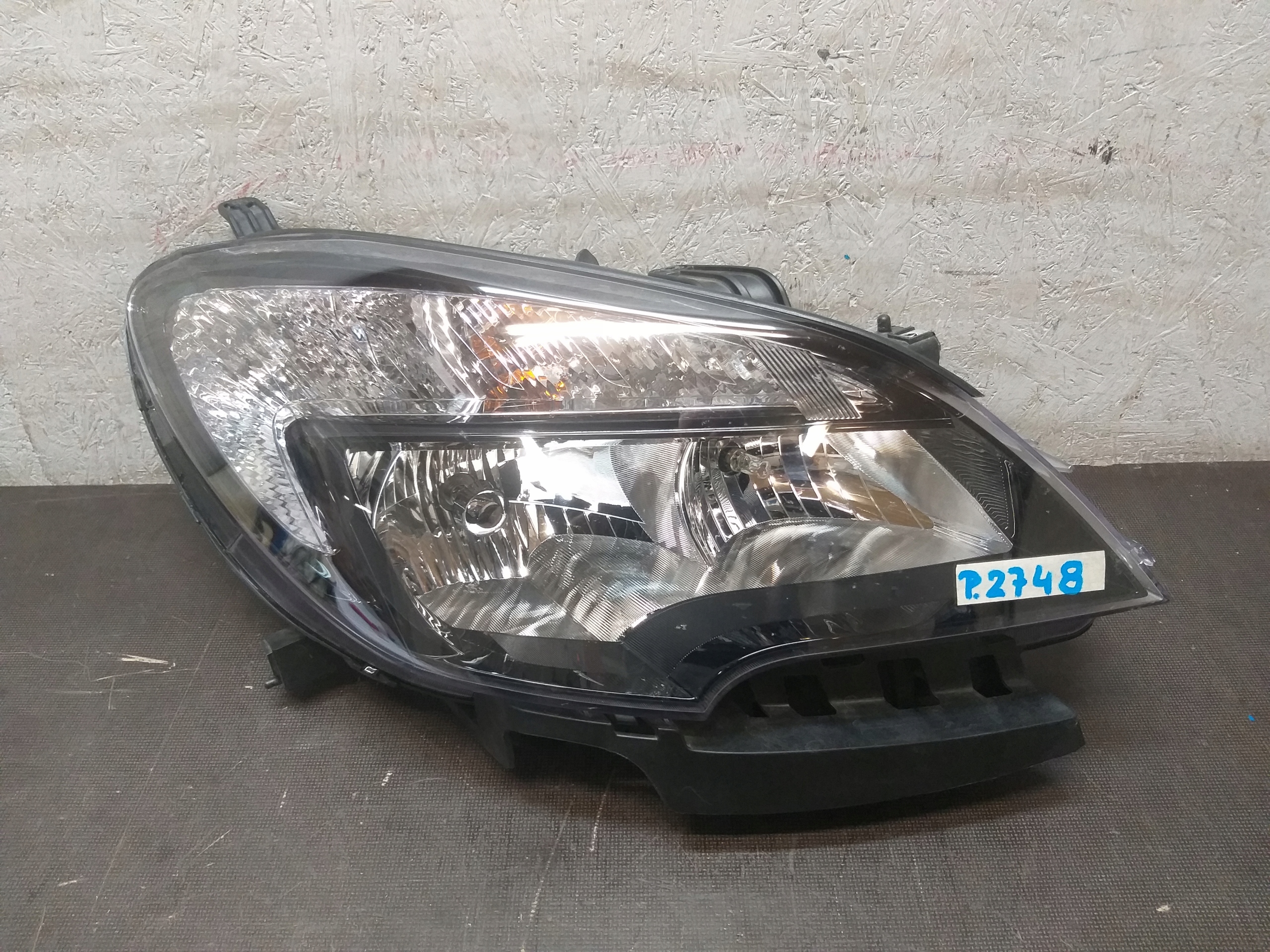 LIGHT FRONT RIGHT OPEL MOKKA 42435930
