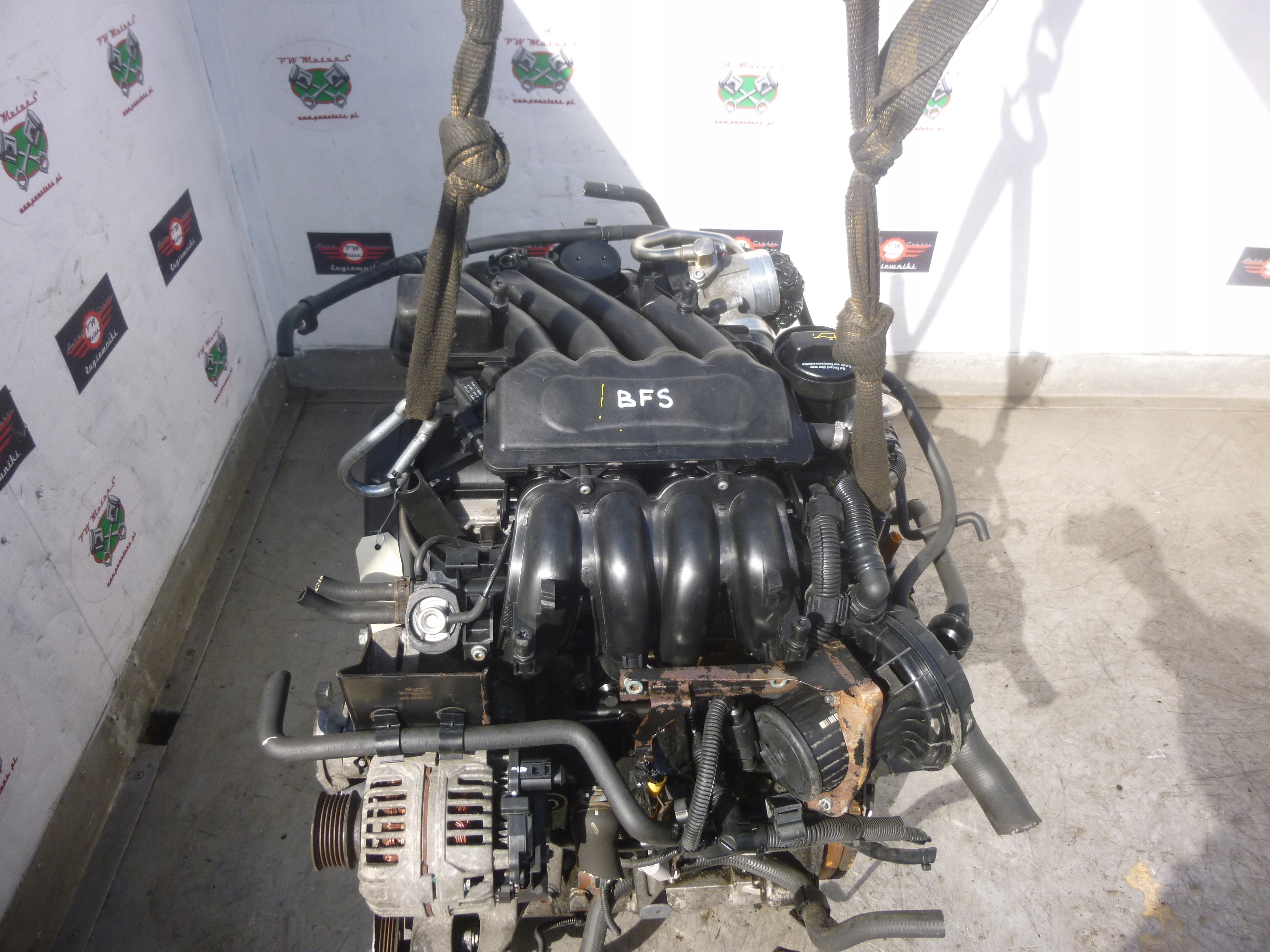 ДВИГАТЕЛЬ VW НОВЫЙ BEETLE 1.6 BFS 03 ГОД 158 ТЫСЯЧИ Л.С