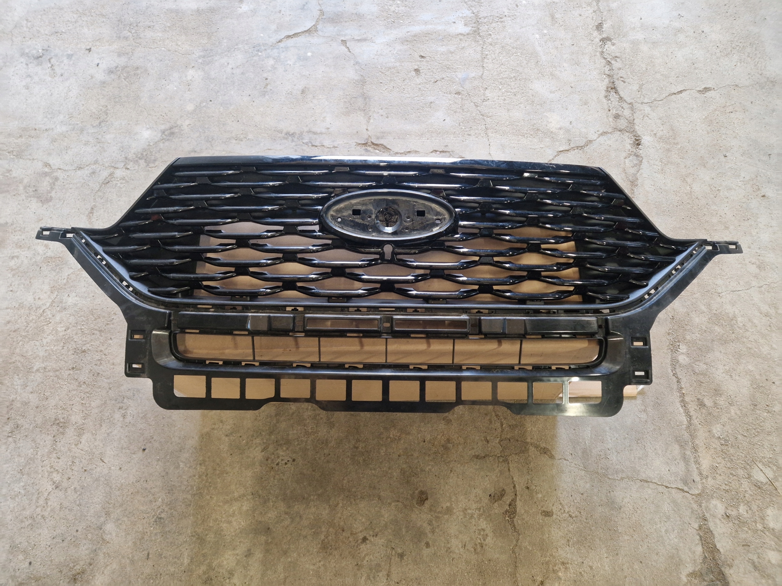 Ford Explorer Kühlergrill FRONTGRILL Kühlergitter - Thumbnail 1