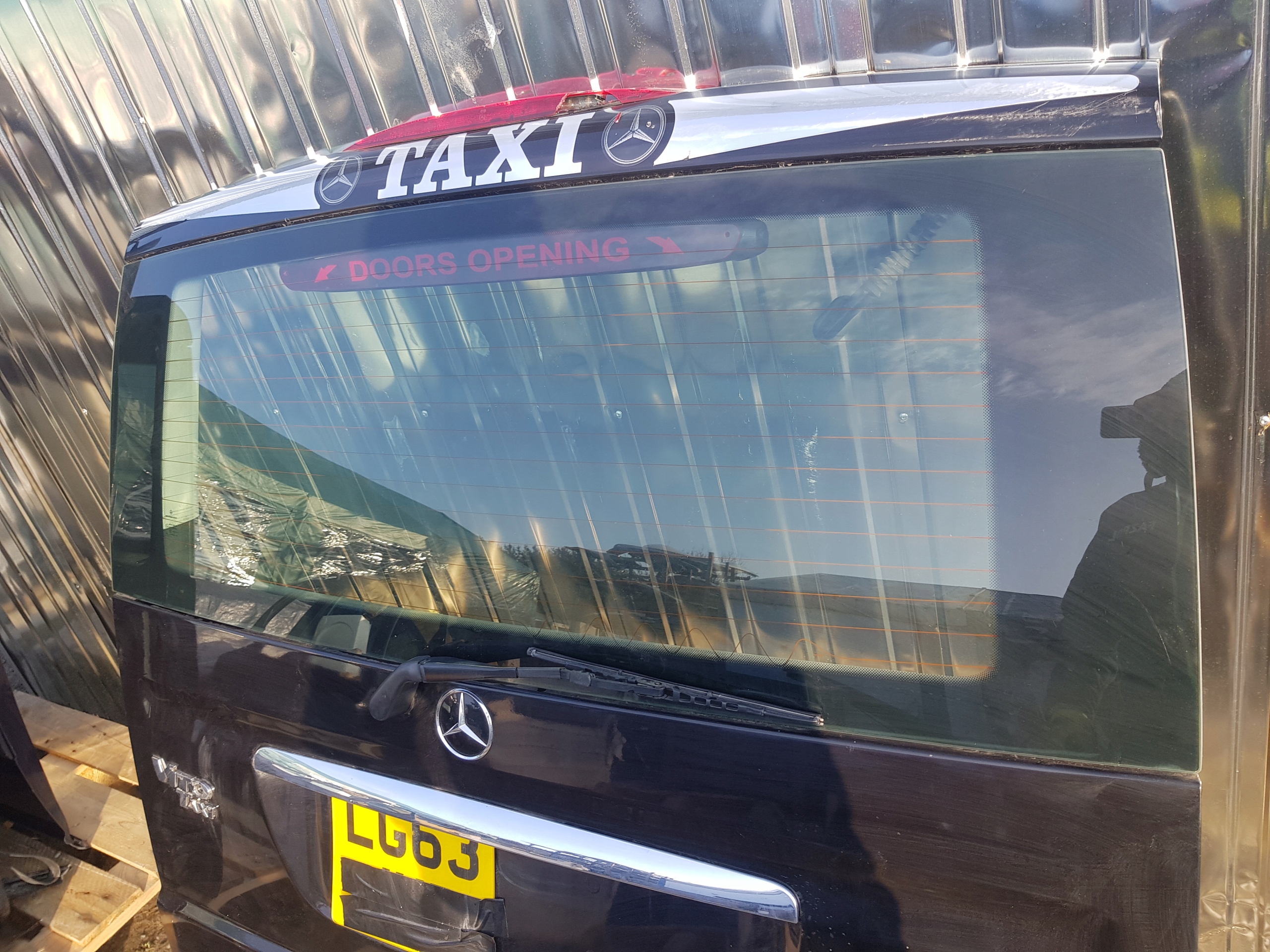 MERCEDES VITO VIANO II W639 KLAPA TYŁ SZYBA Producent części Mercedes