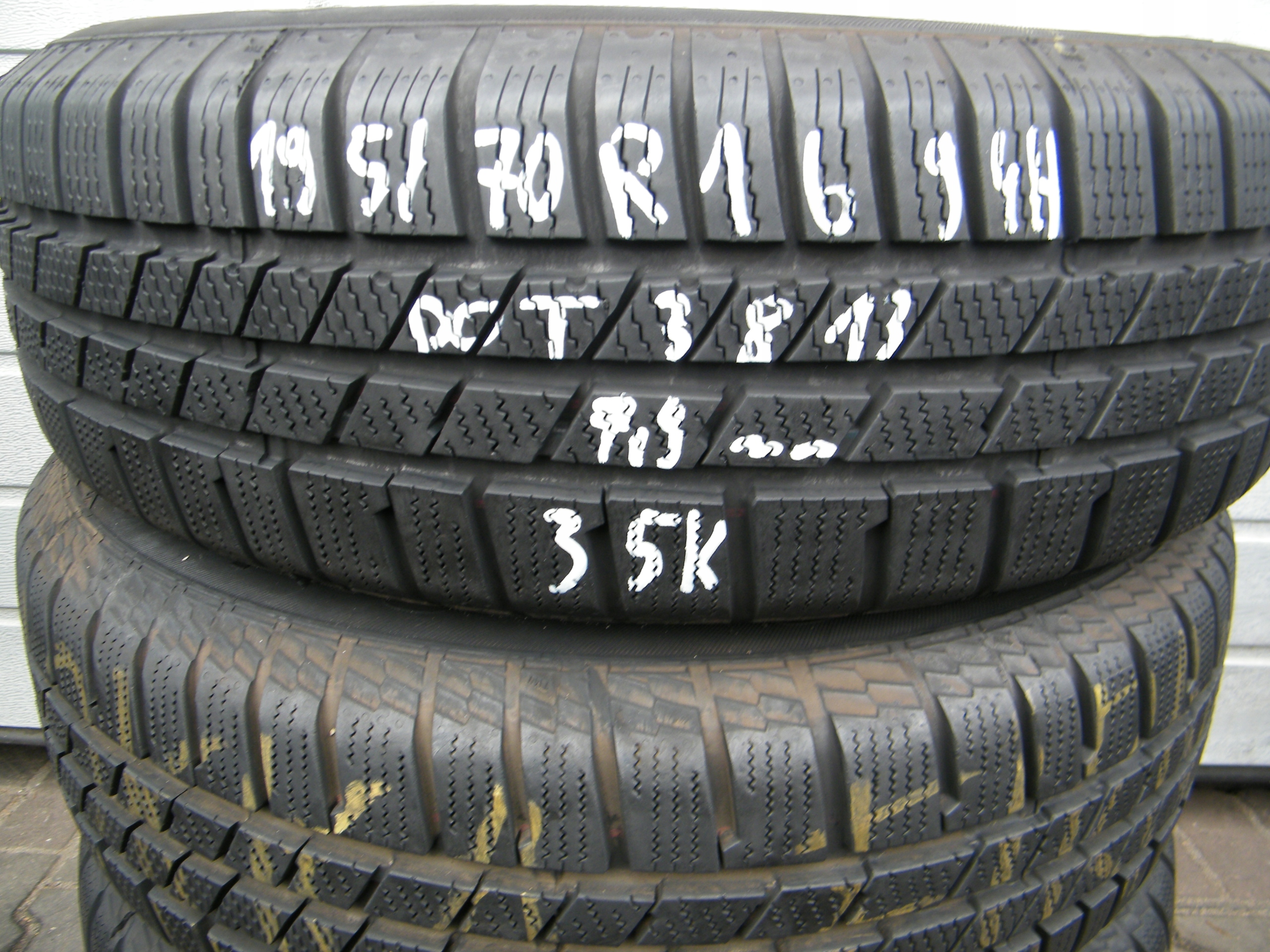 [35K] 4XZ 195/70R16 94H CONTINENTAL CROSCONTACTWI& Model ContiCrossContact Winter