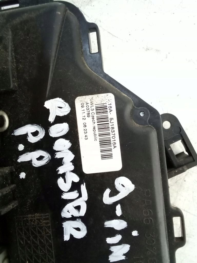 Skoda Roomster lock right front 9 PIN 5J1837016A