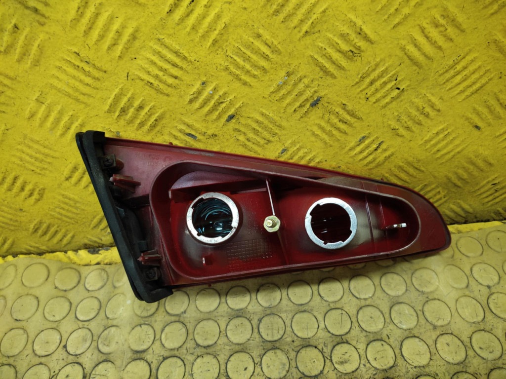 PEUGEOT 607 light left rear part to the bonnet
