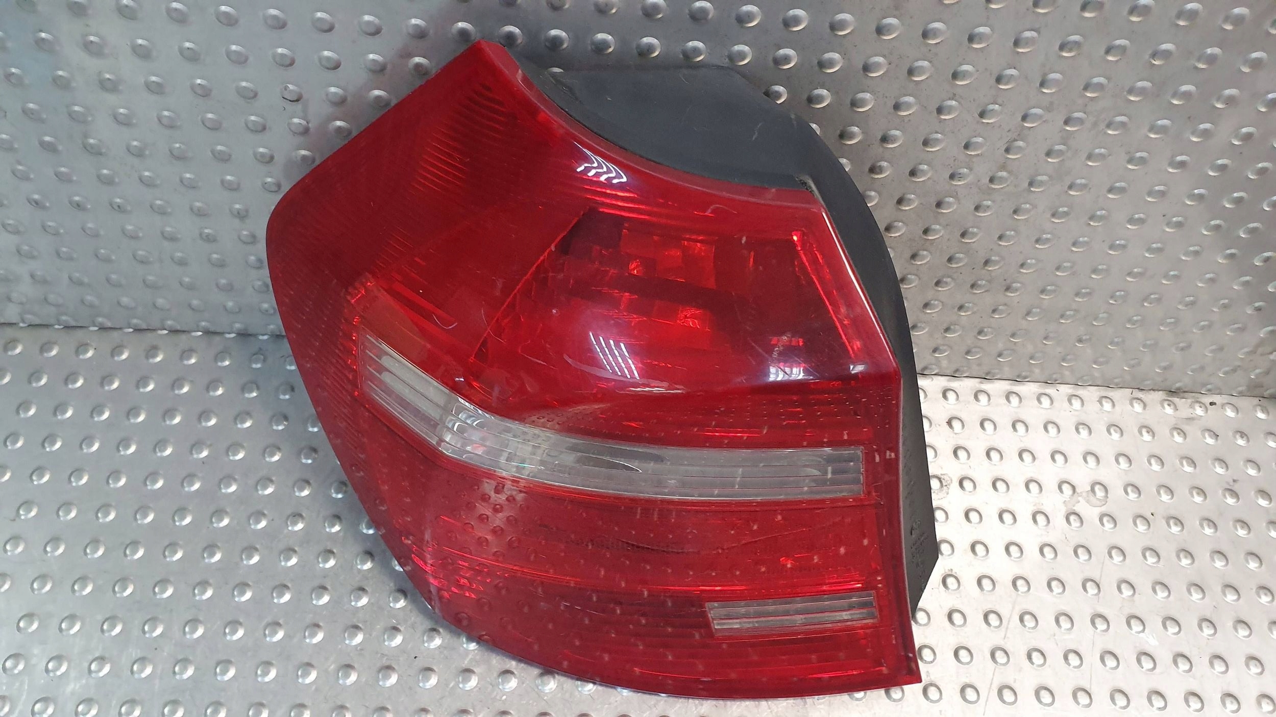 light rear part left BMW 1 E87 04