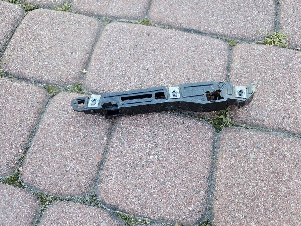 Support Poignée Support plaque Aile Pare choc Gauche Opel Astra K 39020436