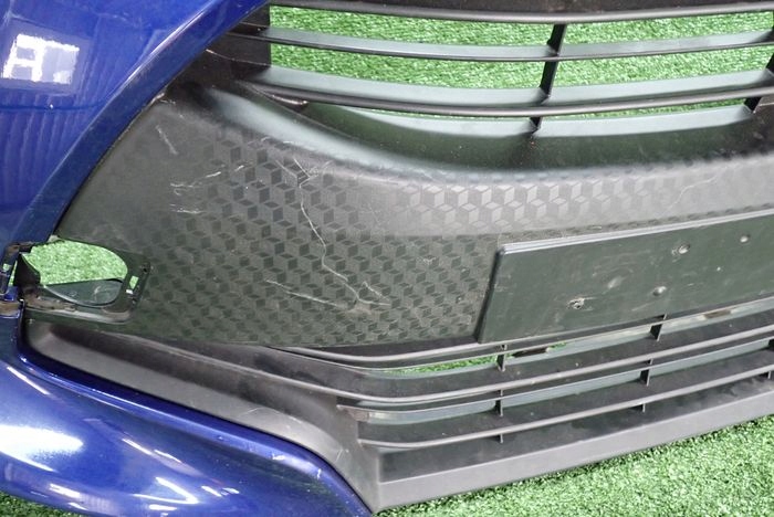 TOYOTA YARIS IV 20- Frontstoßstange vorne