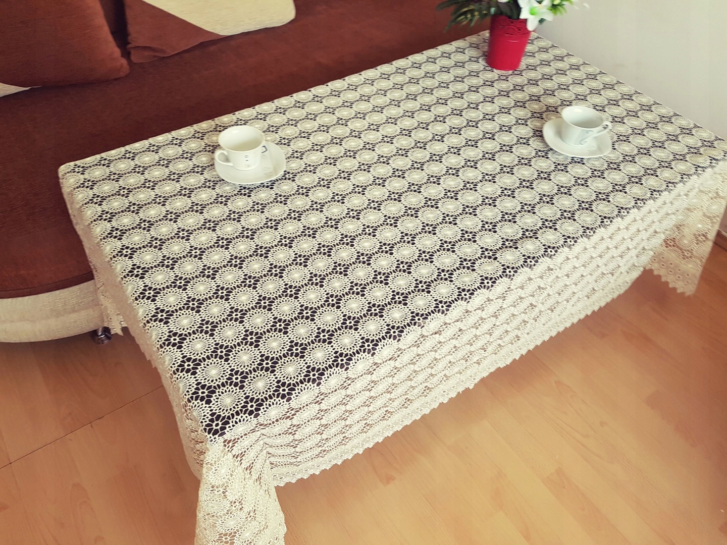

Obrus Krem cała gipiura 150 x 260 cm