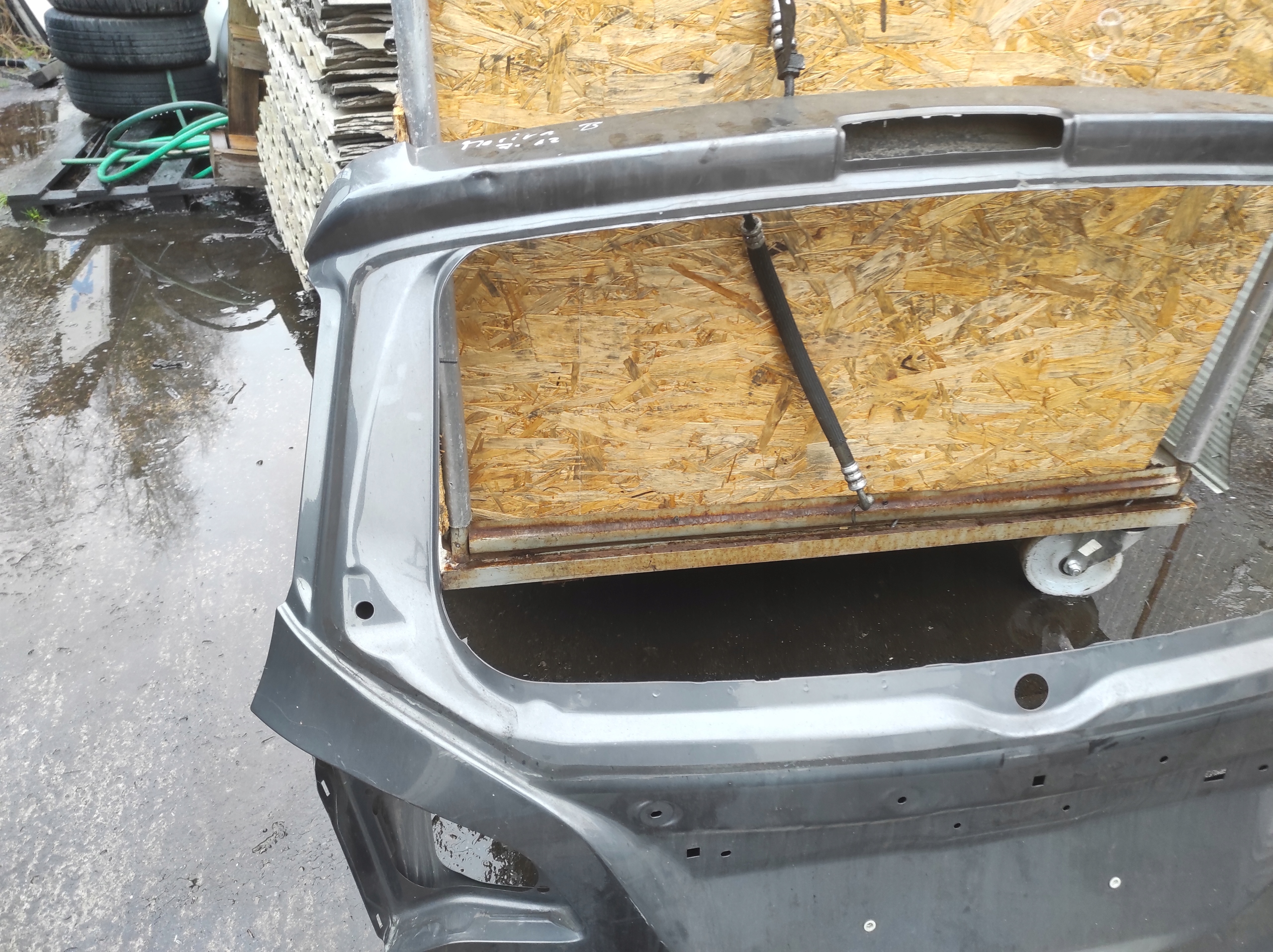 boot door opel meriva b without windows unprotected