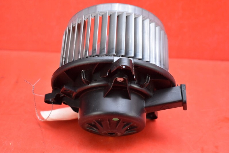 DMUCHAWA Lüfter des lüfters EU 52426734 OPEL INSIGNIA A 08-14