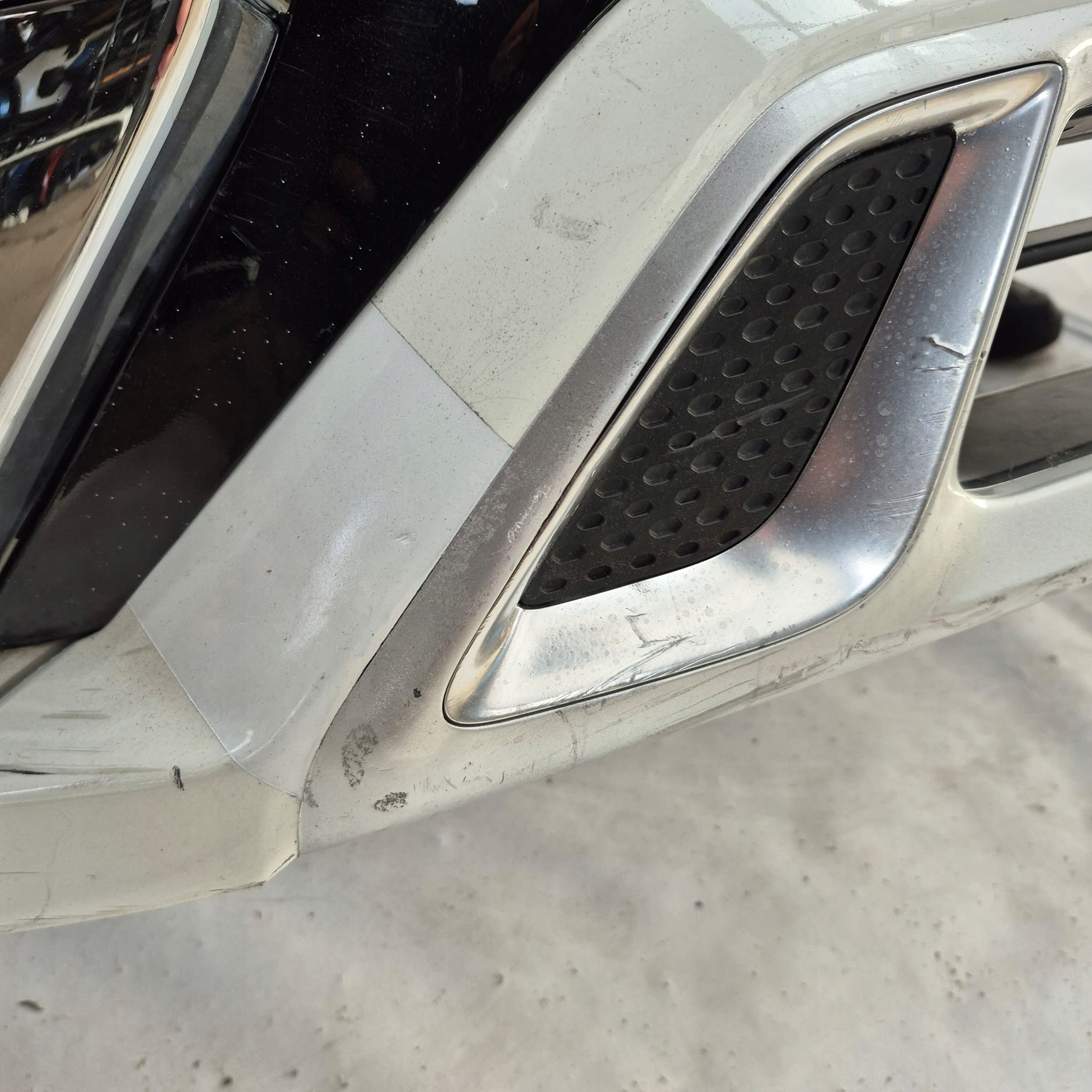 MITSUBISHI OUTLANDER III DRUGI LIFT 18- bumper front front SPR PDC