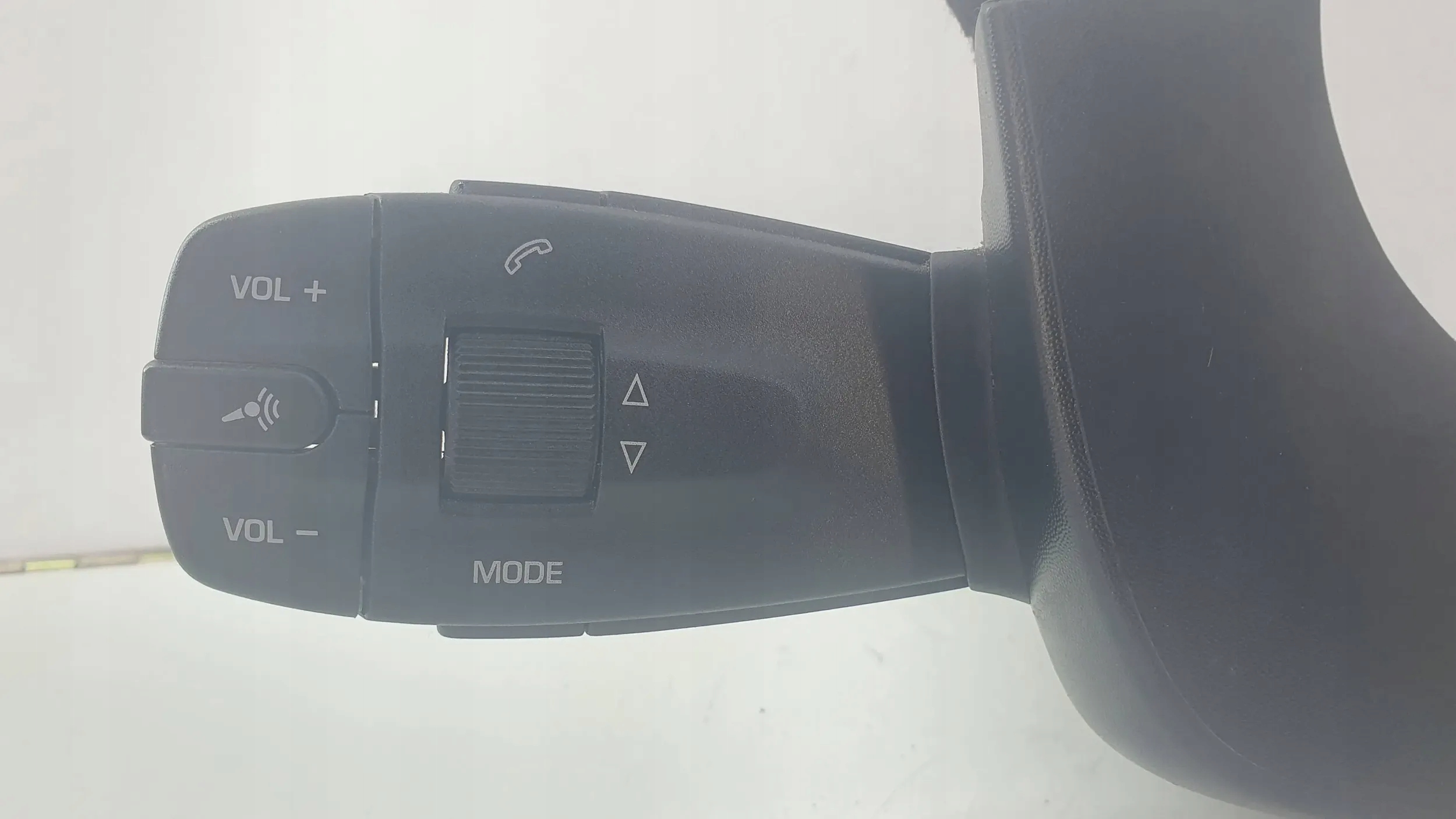 Seat Ibiza IV 4 6J obal volantu multifunkcja manetka