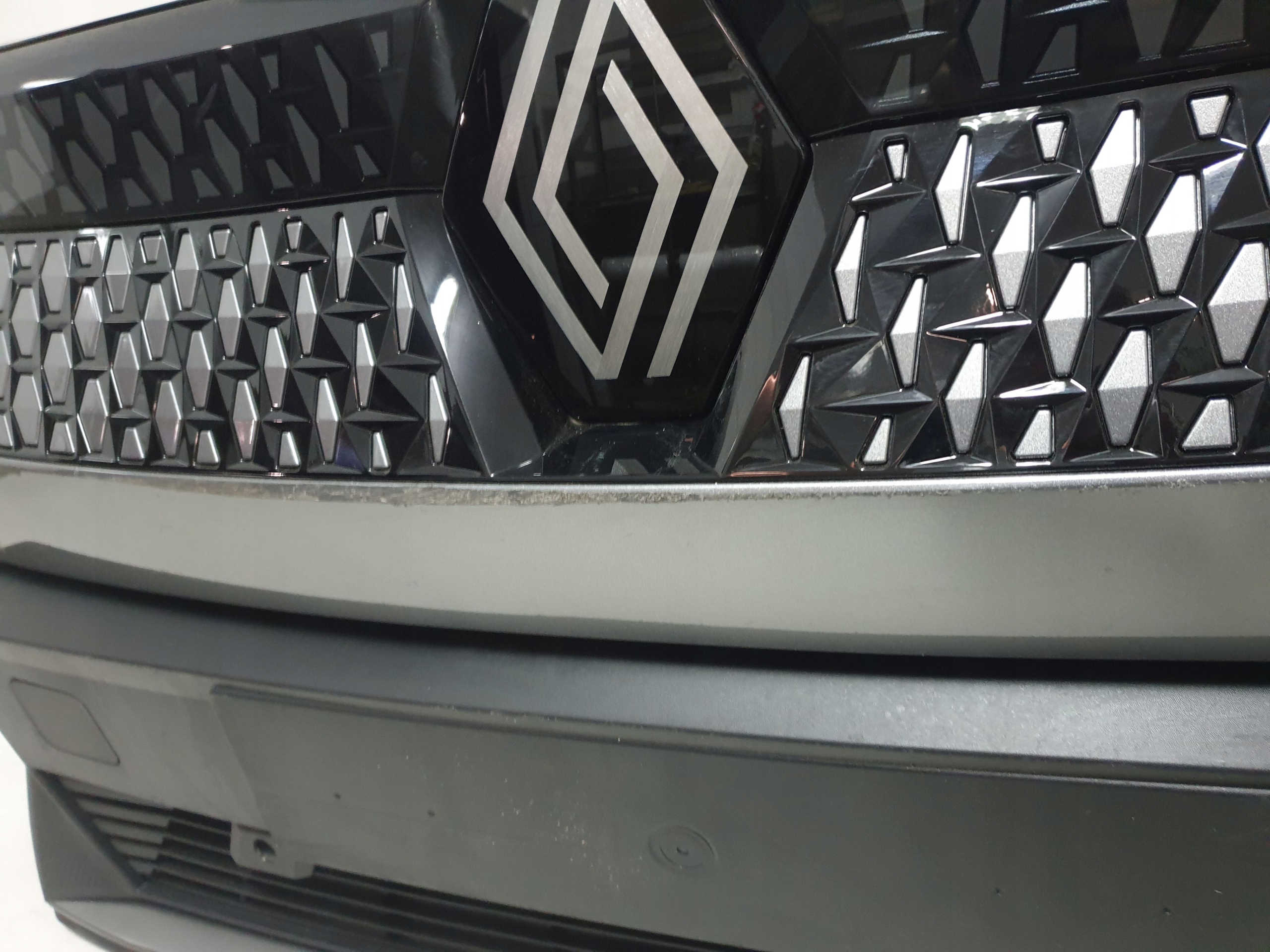RENAULT SCENIC V 5 E-TECH 24-> bumper front front PDC RADAR