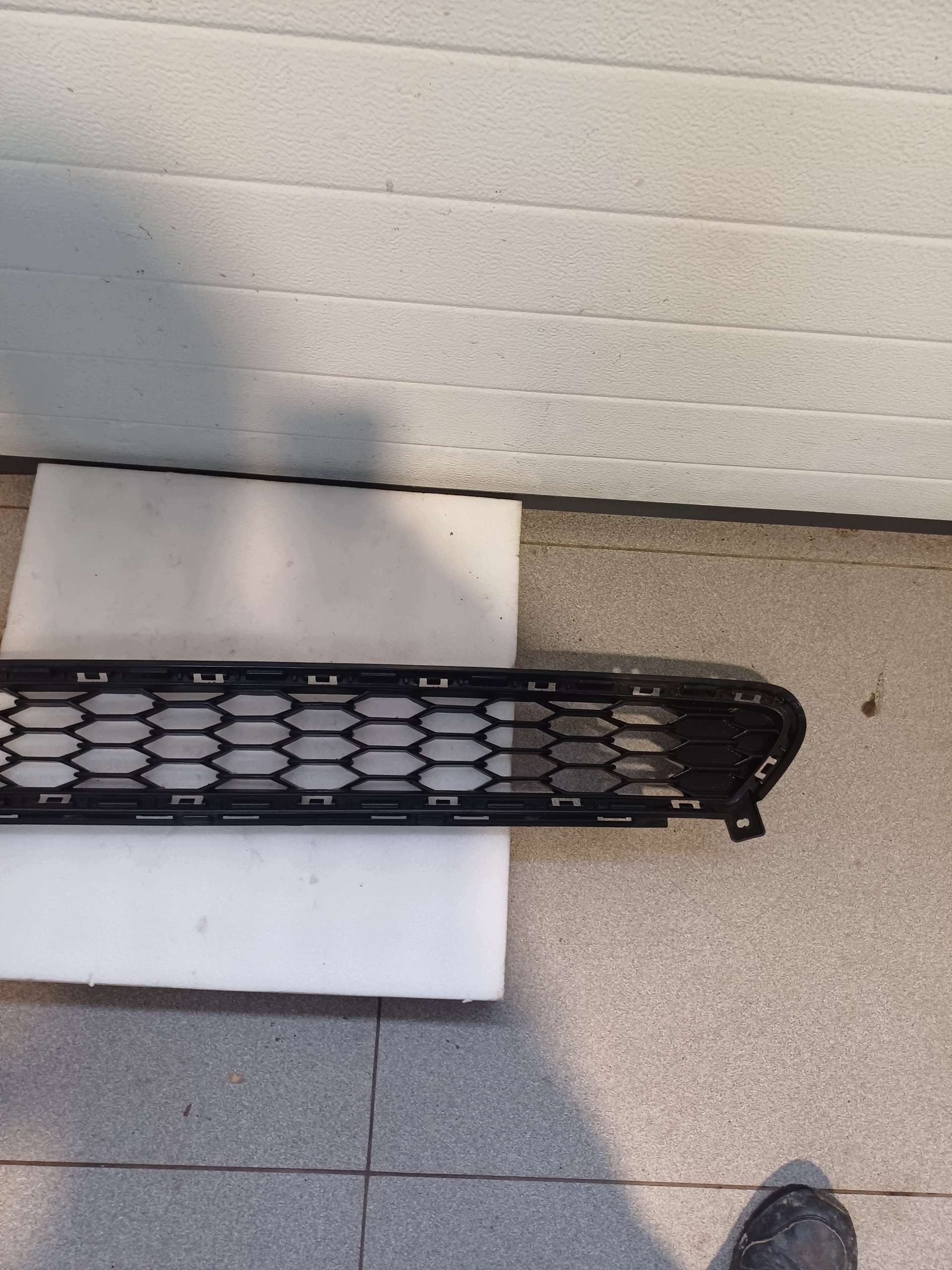 grid central front front HYUNDAI I30 III LIFT N- LINE 86561-G4DA0