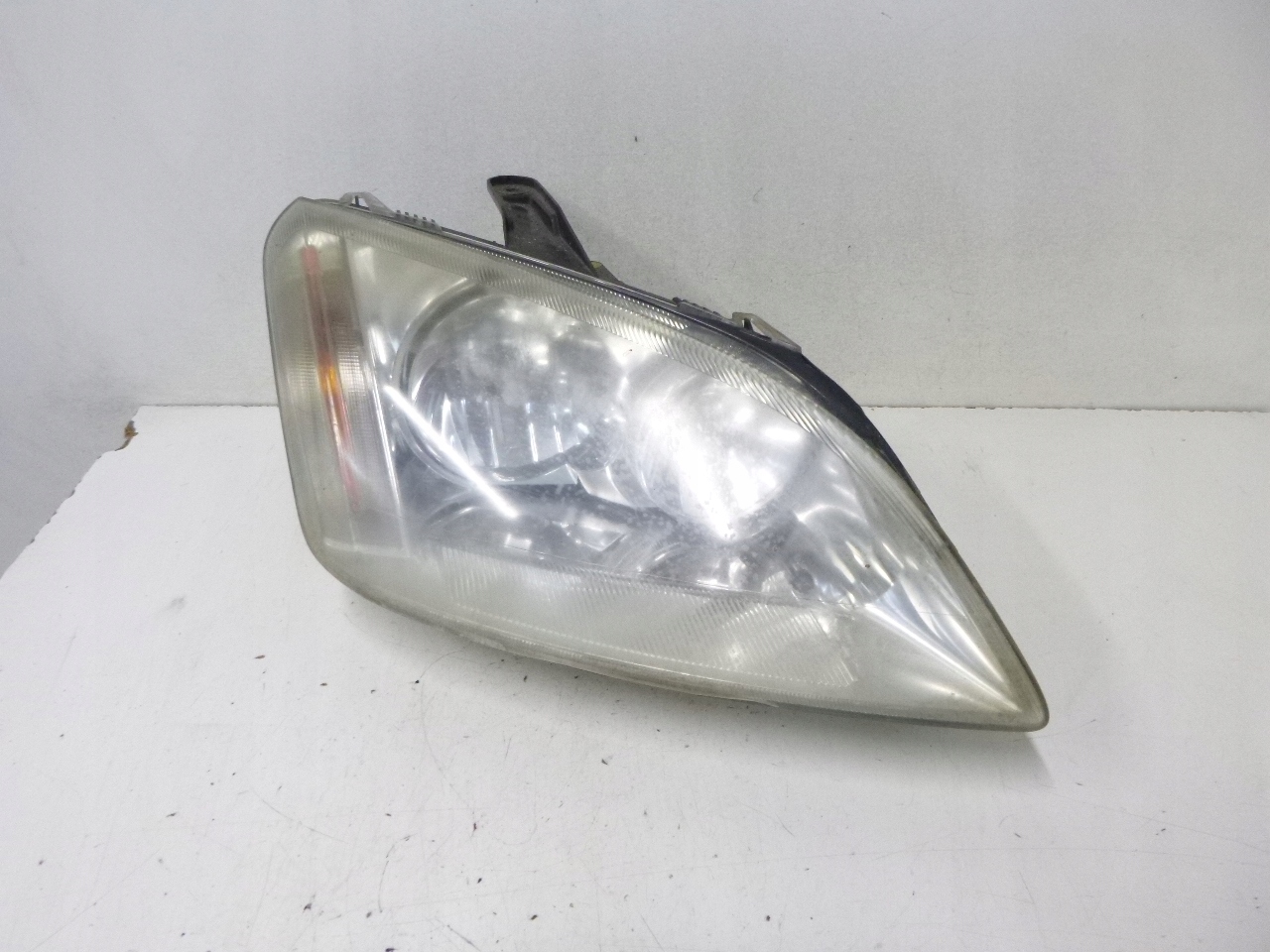 light front right Ford C Max 2005r.