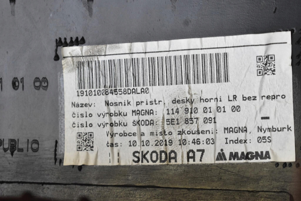 dashboard instrument panel console cockpit airbag EU SKODA OCTAVIA 3 III 13-17