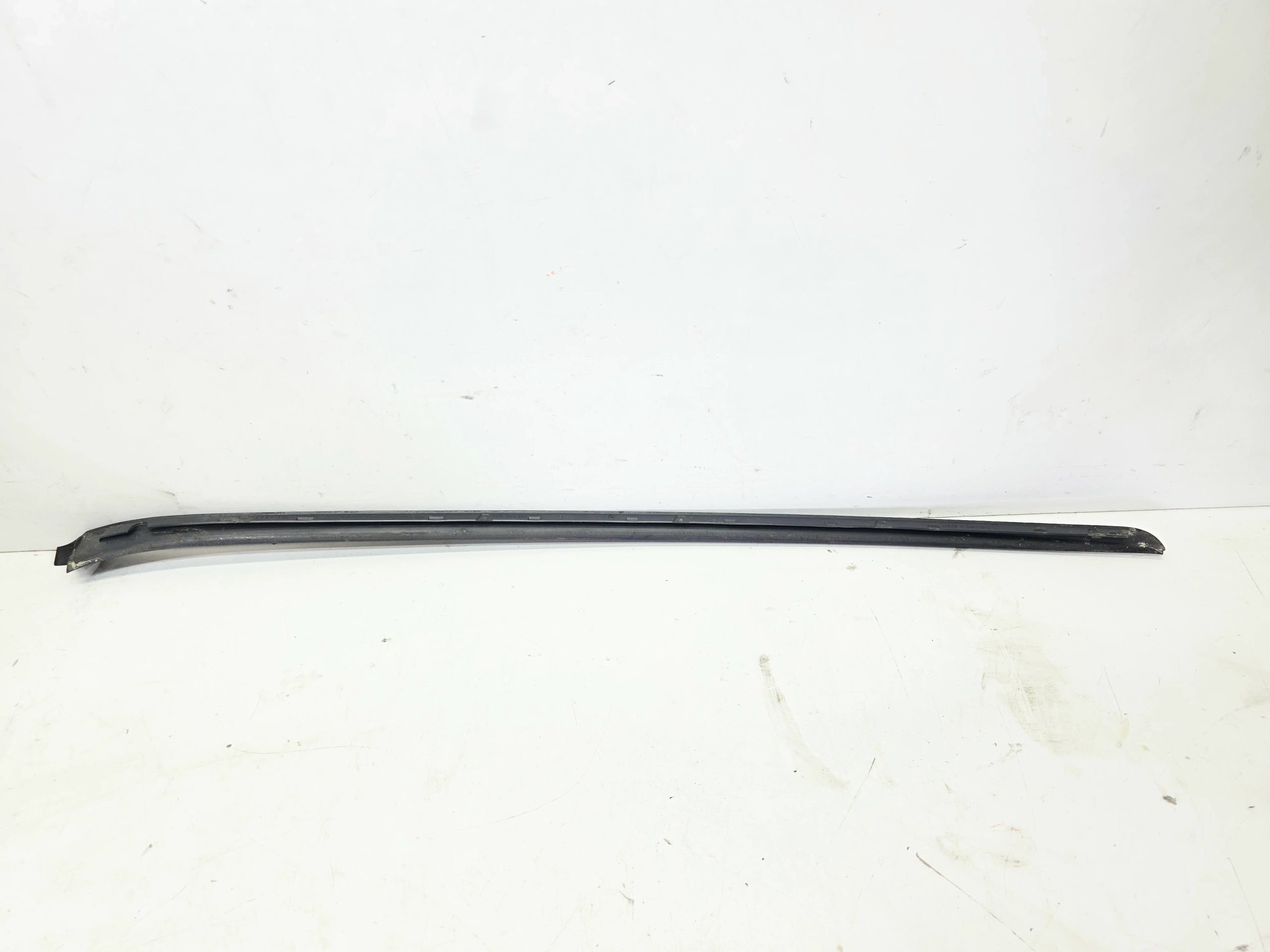 moulding dust windows CZOLOWEJ left AUDI Q7 4M 4M0854327B