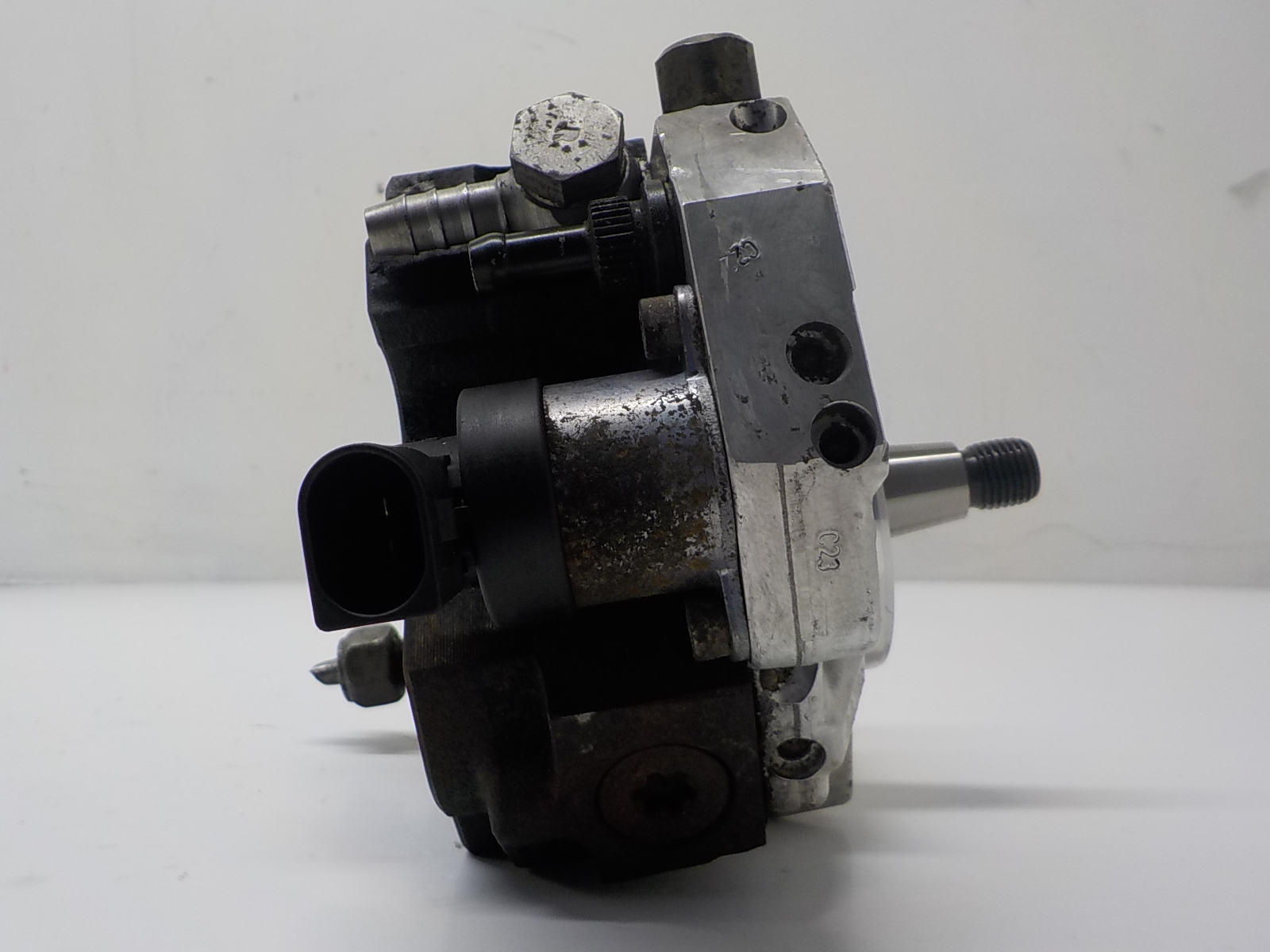 BMW 2.0 D M47 D20 POMPA WTRYSKOWA 0445010045 X1 Typ samochodu Samochody osobowe