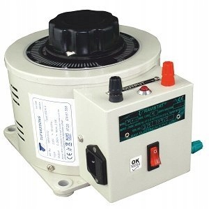 Autotransformator AUTO KIEA 8 230V/0-260V 6,5A