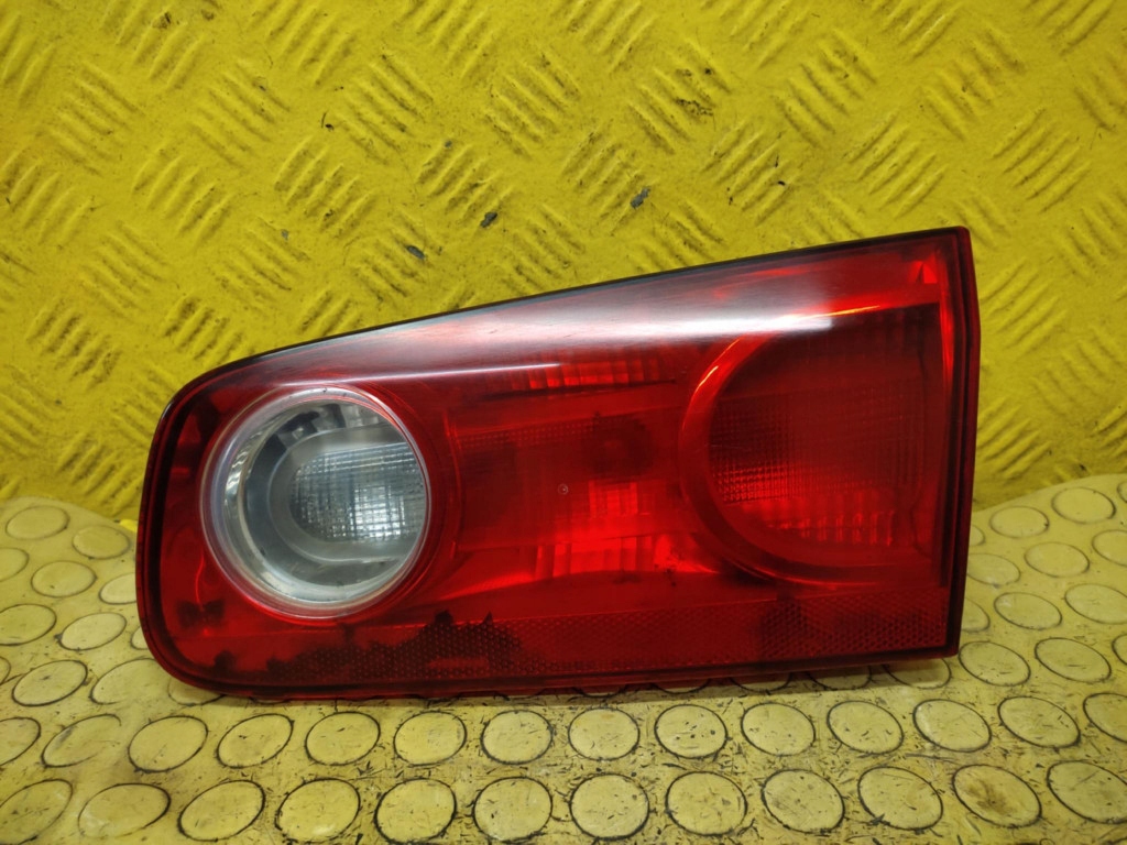 RENAULT LAGUNA II LIFT light right rear part to the bonnet