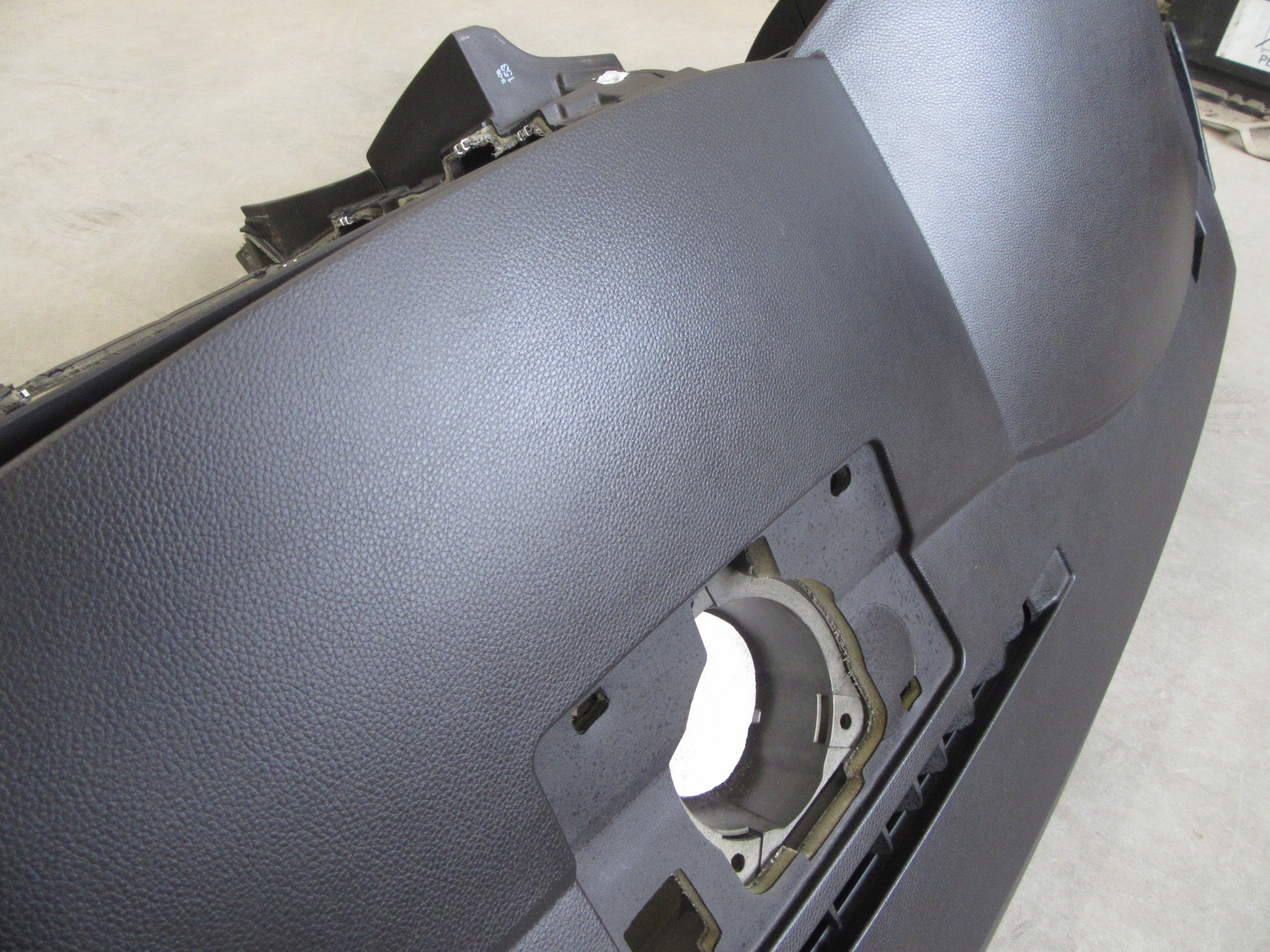 dashboard instrument panel BMW e60 e61 sedan KOMBI EUROPA 05-07r. kubki