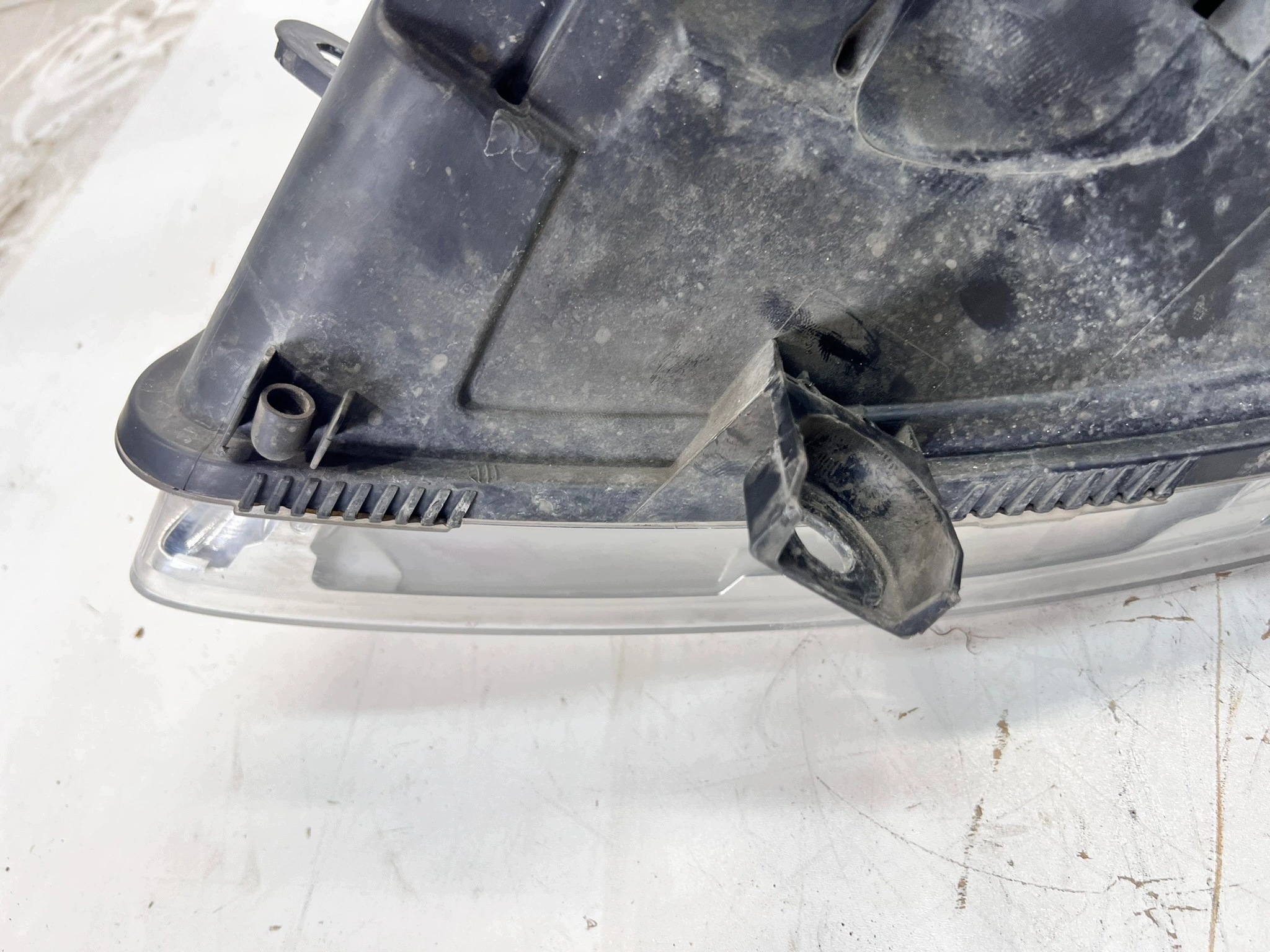 REFLEKTOR right front XENON AUDI A6 C6 4F0941030CQ EU 36/26