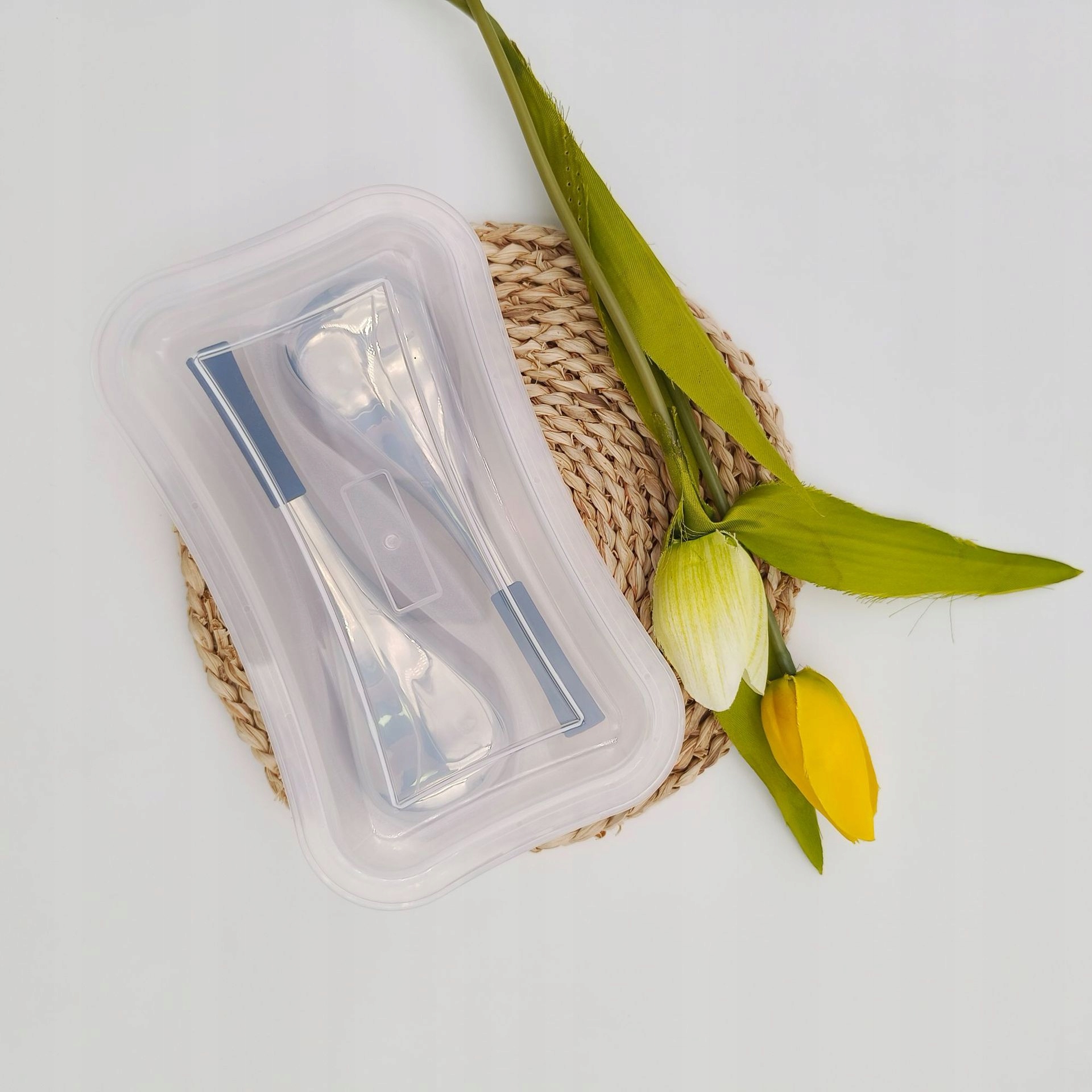 LIFTINGUJĄCY MASAŻER DO TWARZY CHŁODZĄCY POD OCZY STAL NIERDZEWNA. 2 SZT Marka inna marka