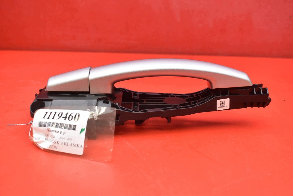 handle right front front Z176 13438569 OPEL CORSA E 14-20