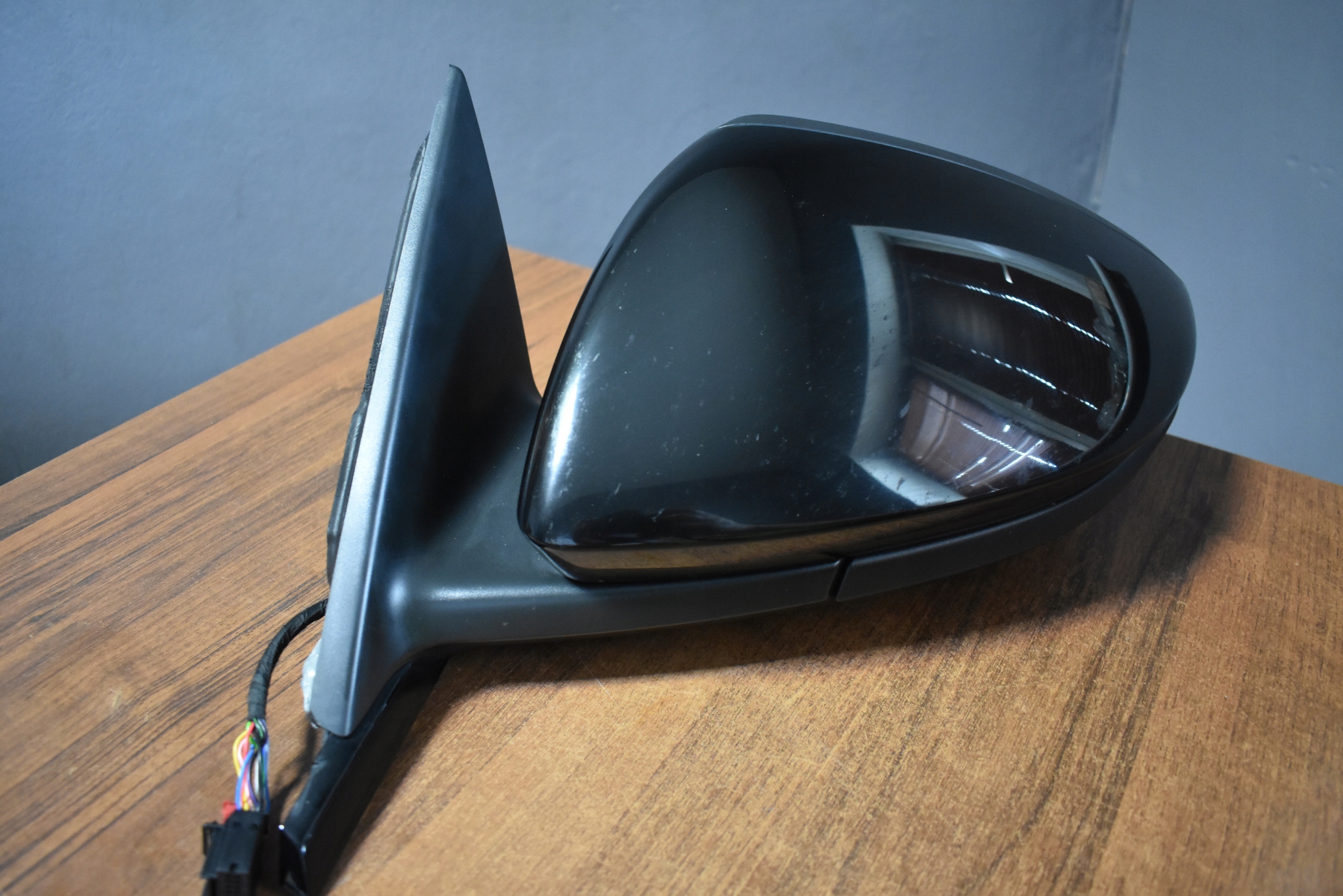 IDEALNE mirror left ASYSTENT AUDI E-TRON 12PIN 1