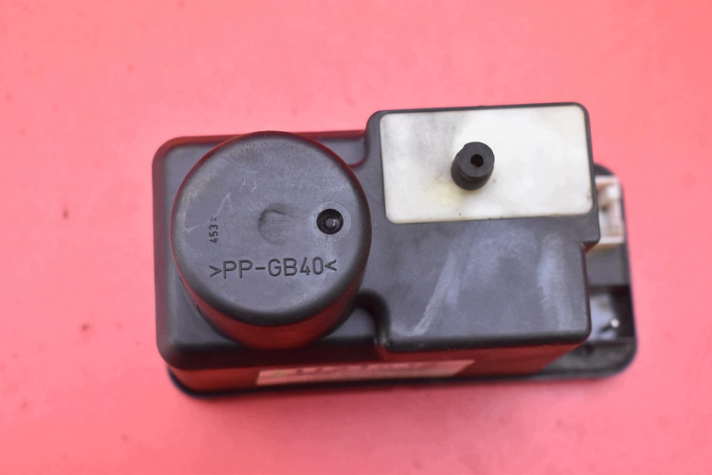 Pompa Centrale Della serratura 4A0862257C AUDI 80 B4 KOMBI 91-96