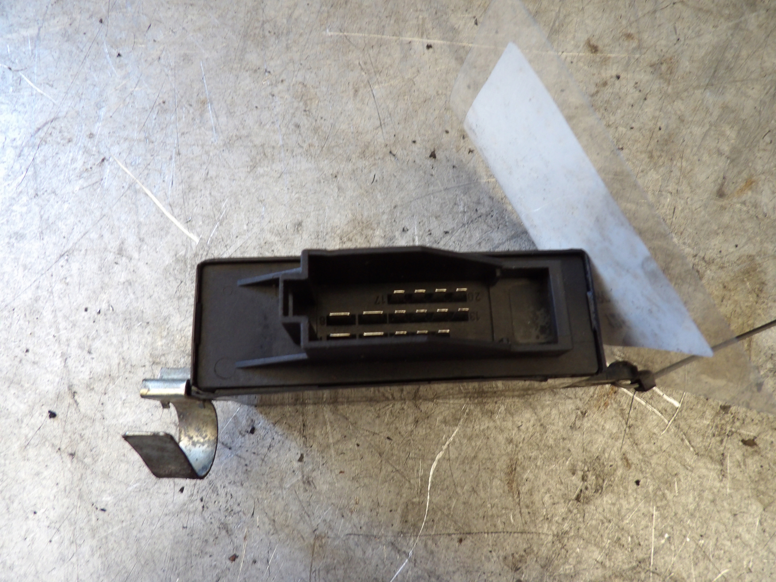 Mercedes W126 coupe module control unit seat 0008206226 SG 601.645