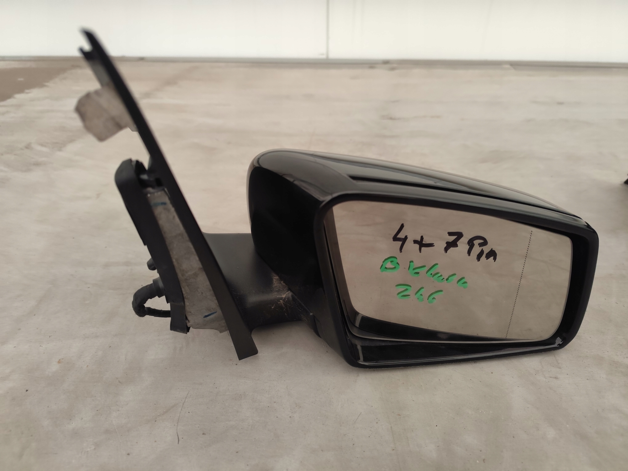 MERCEDES W246 B KLASA LIFT mirror right 11 PIN