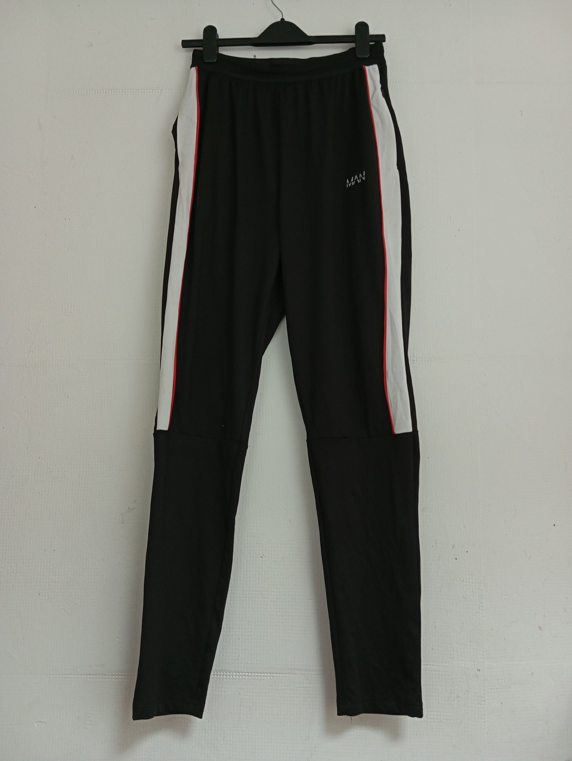 boohoo Man active Spodnie dresowe M Kolekcja active