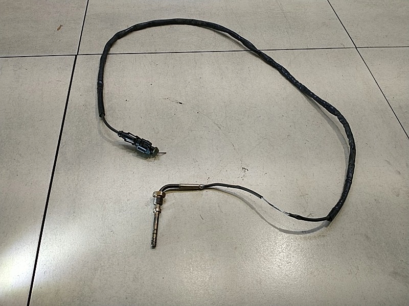Sensor TEMPERATURY SIGNUM 1.9 CDTI 55557466