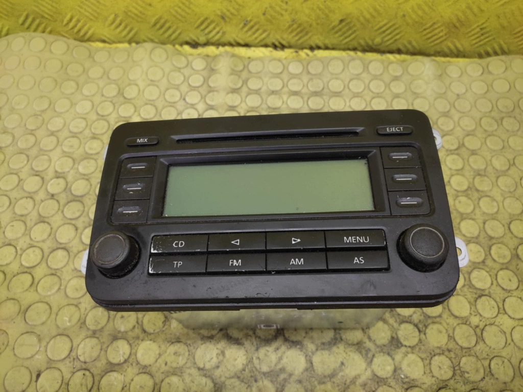 VW GOLF V RADIO