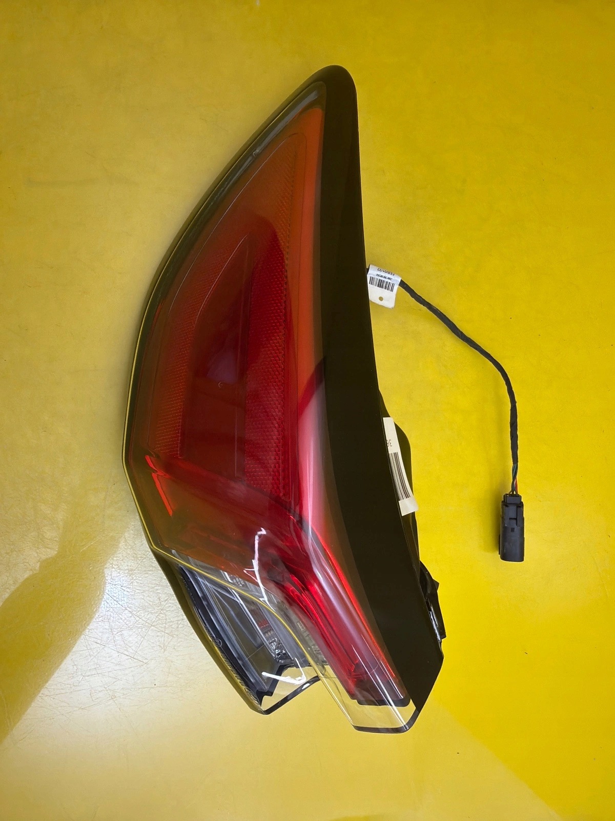 light left rear Ford Kuga III 2020- LV4B-13405-BE