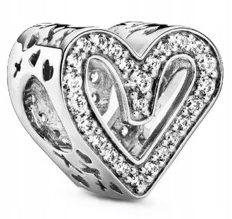 Přívěsek Pandora Zářivé Asymetrické Srdce 798692C01 Stříbrný
