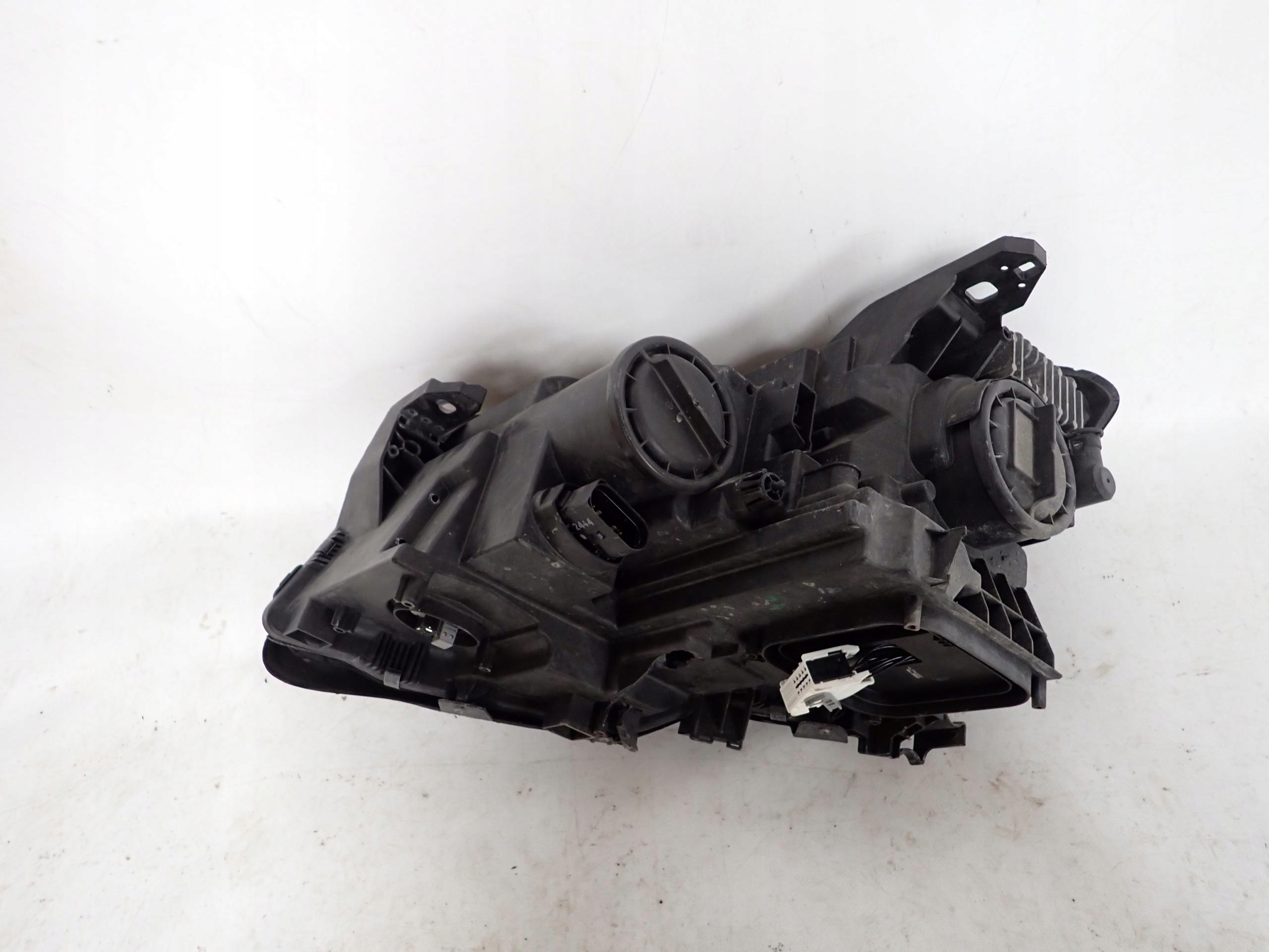 MERCEDES GLA W156 13- light right front BI XENON right