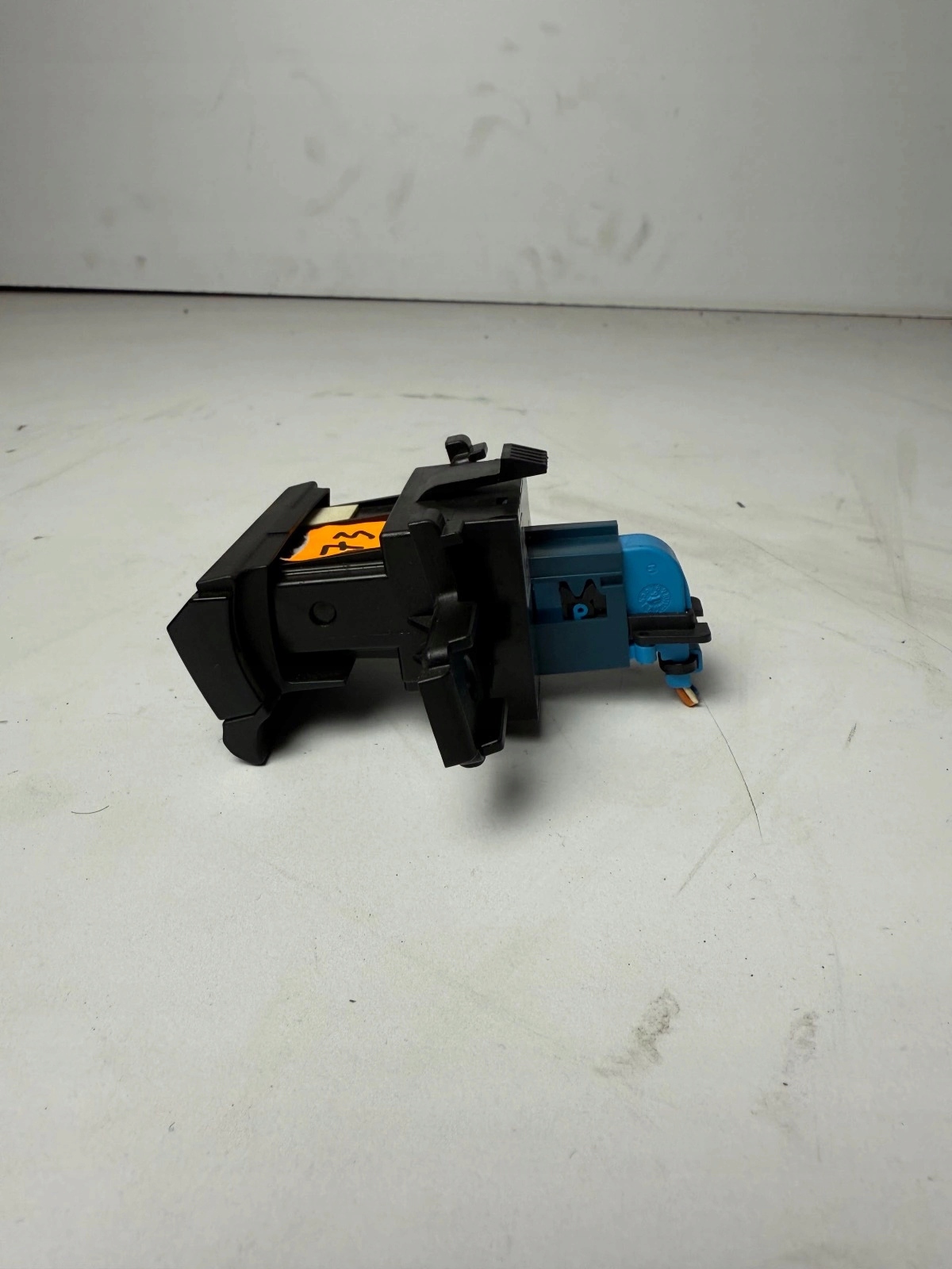 button electric brake Citroen C4 II Picasso