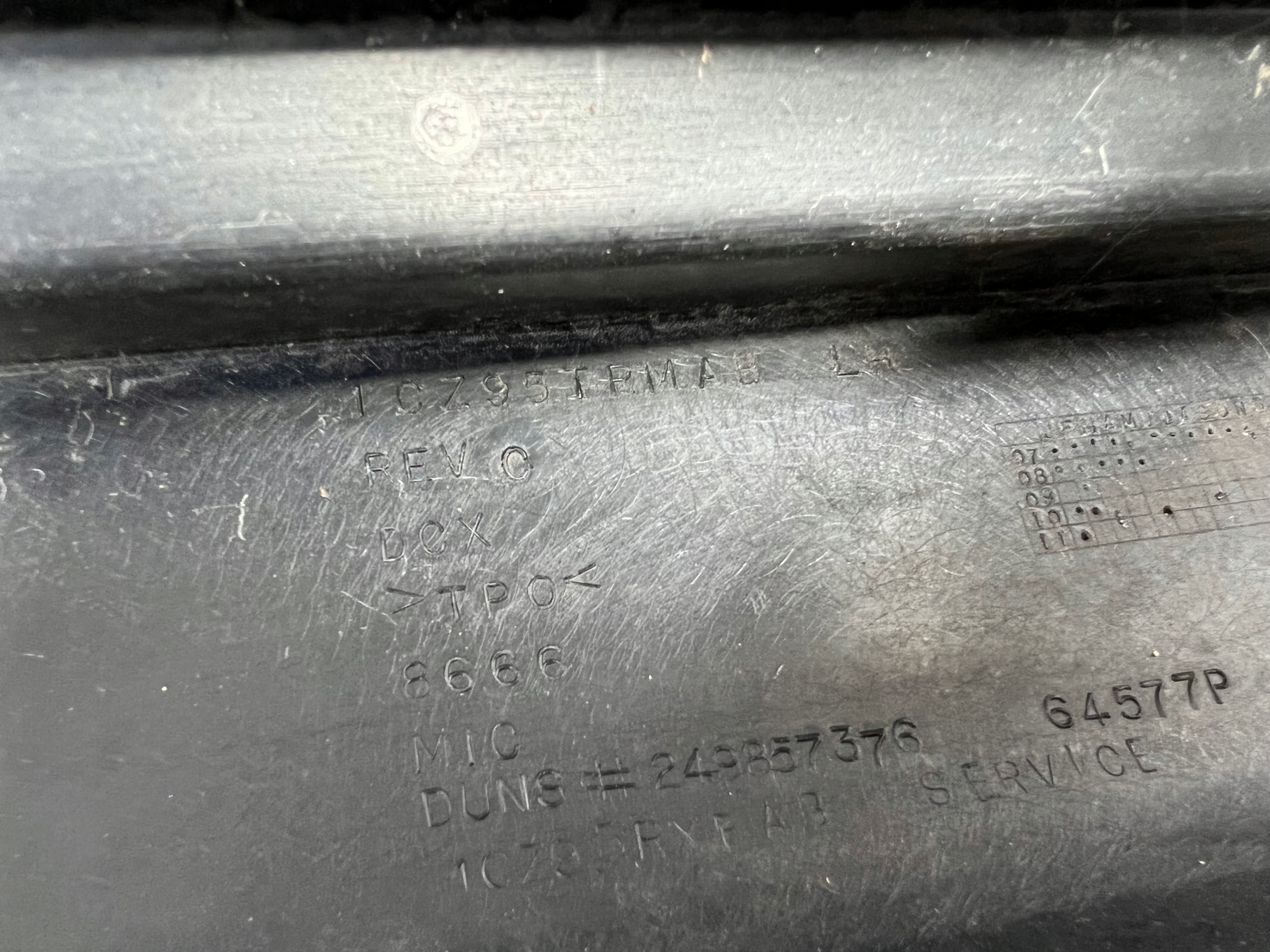 lancia VOYAGER левый накладка