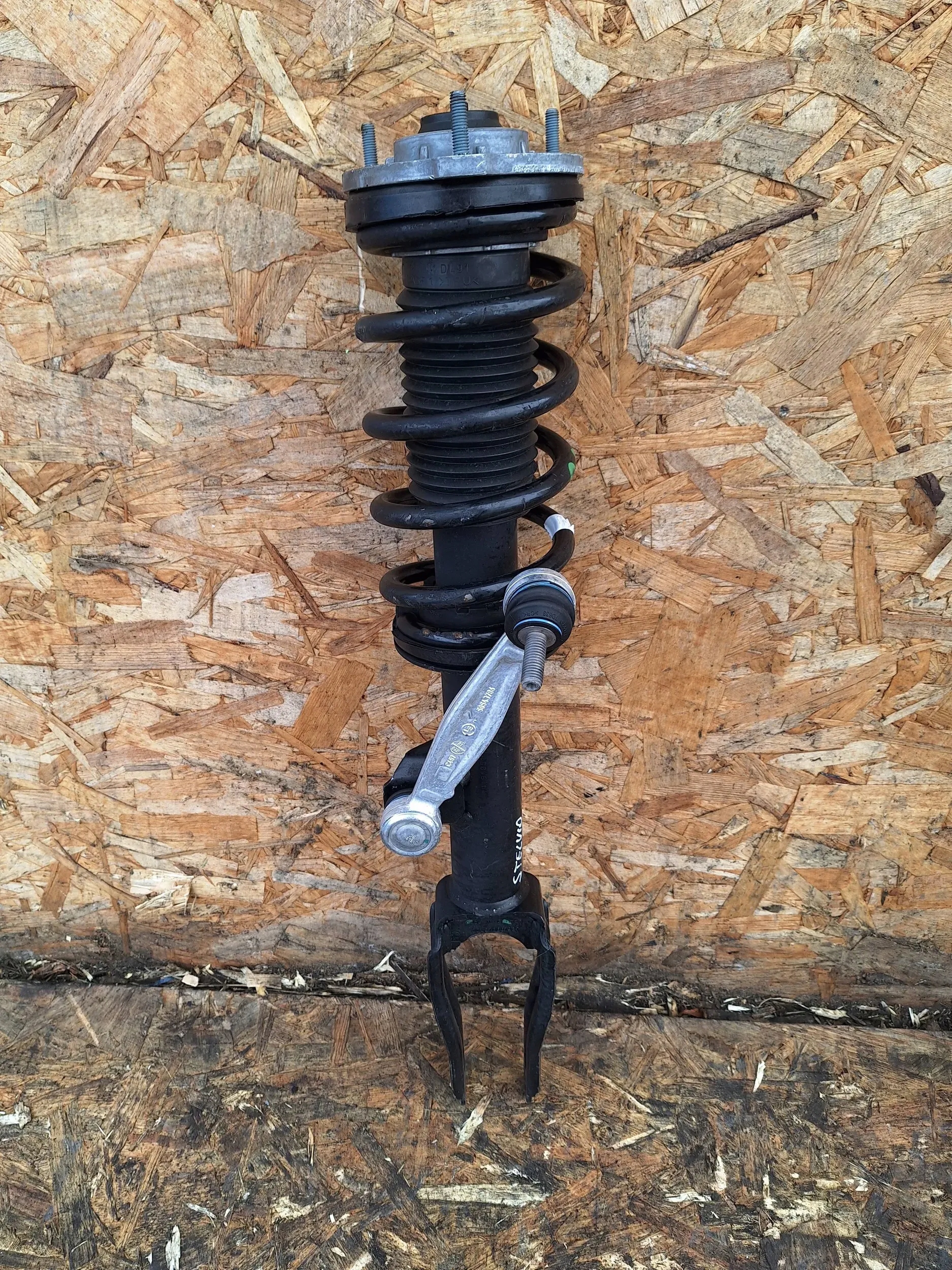 shock absorber right front ALFA ROMEO STELVIO 50557507