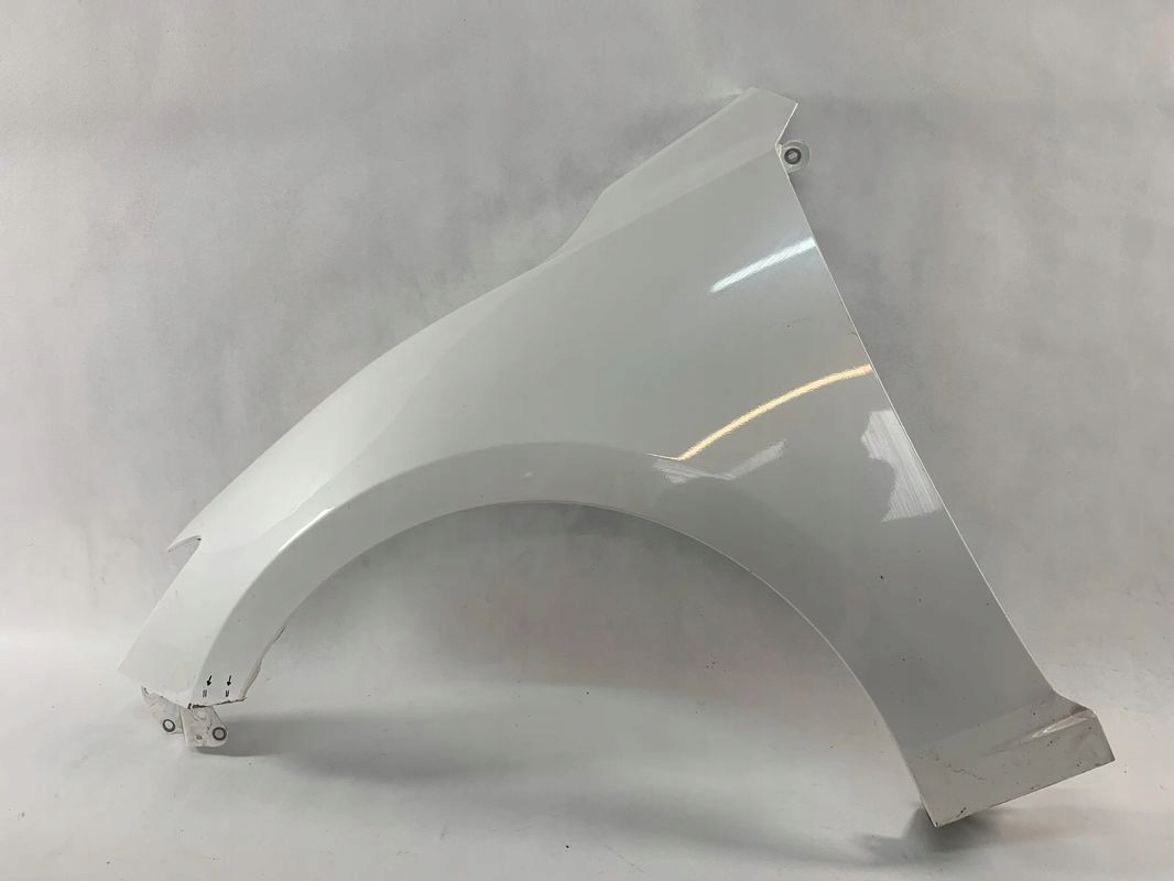Mazda 3 III 13r fender left 2013